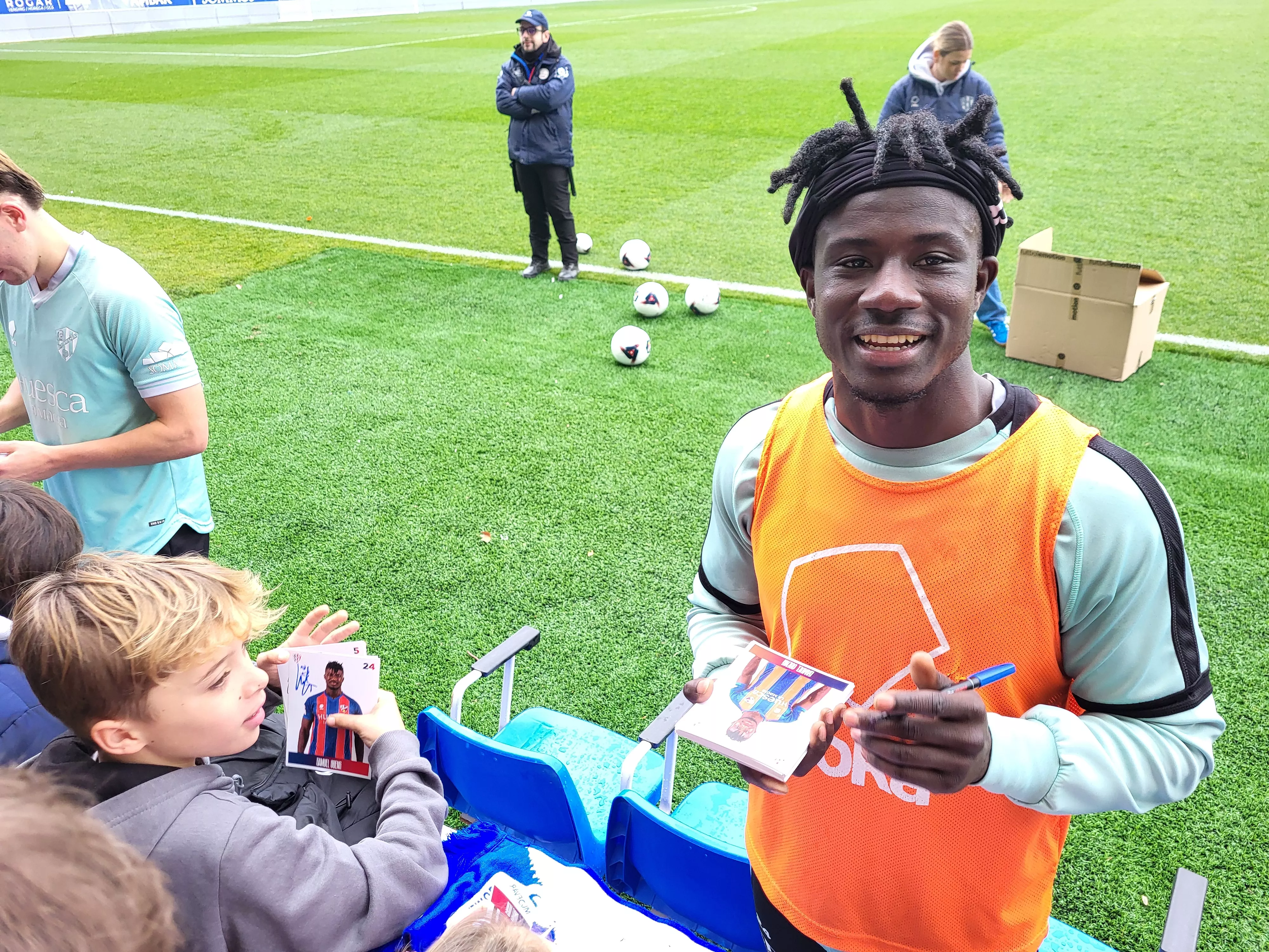 Entrenamiento del Huesca a puerta abierta de este miércoles. Foto: A. Mora