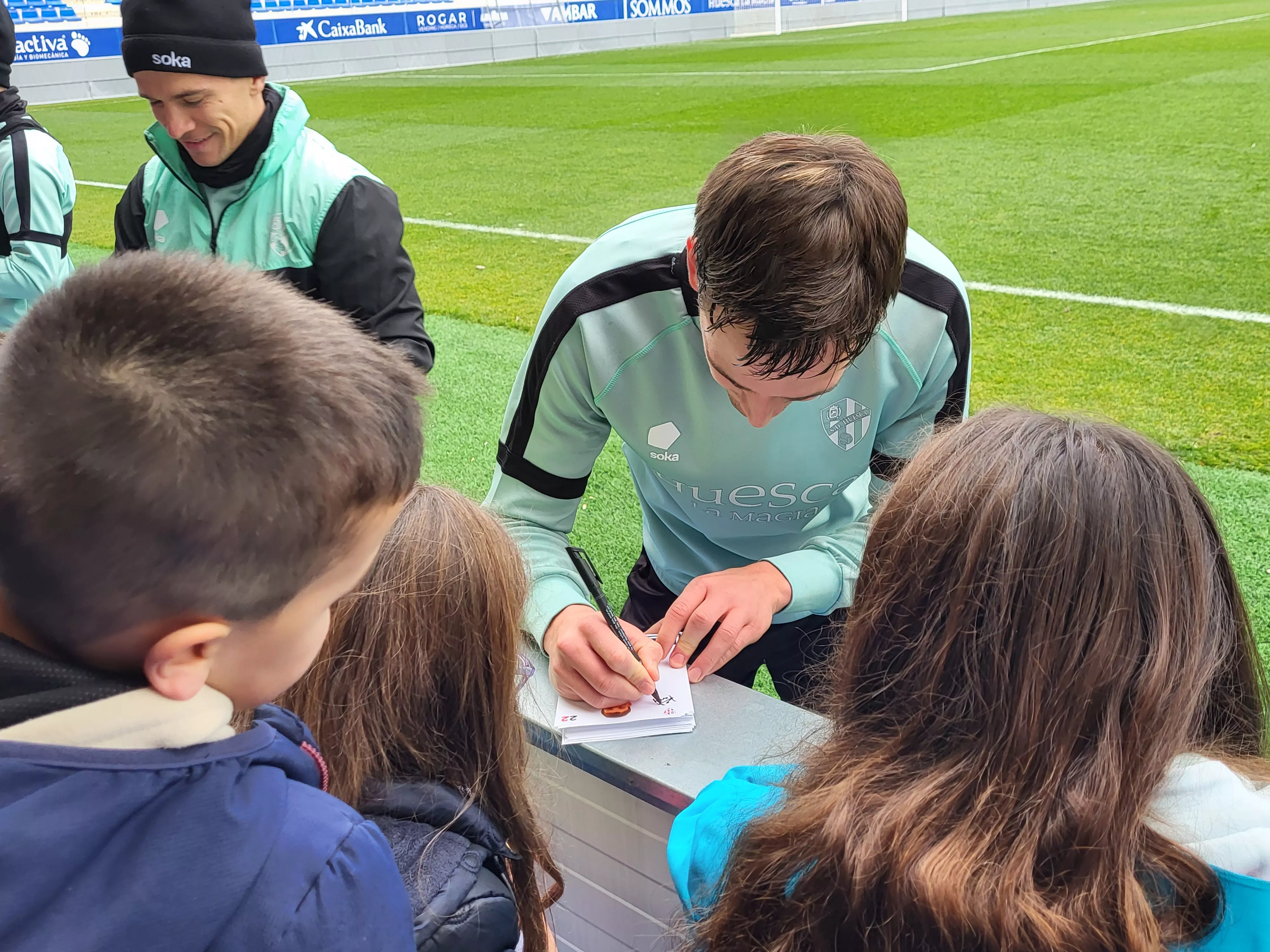 Entrenamiento del Huesca a puerta abierta de este miércoles. Foto: A. Mora