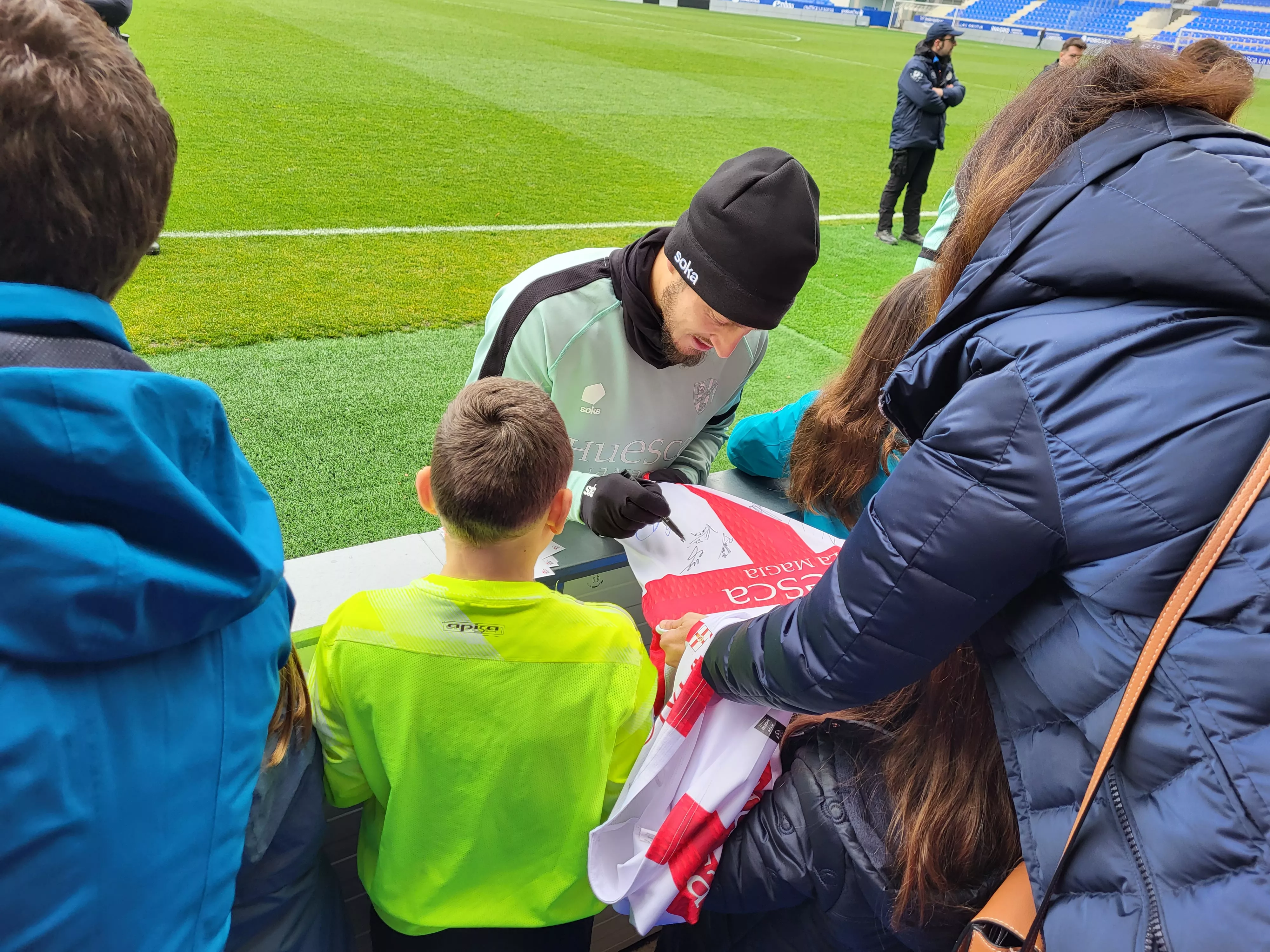 Entrenamiento del Huesca a puerta abierta de este miércoles. Foto: A. Mora