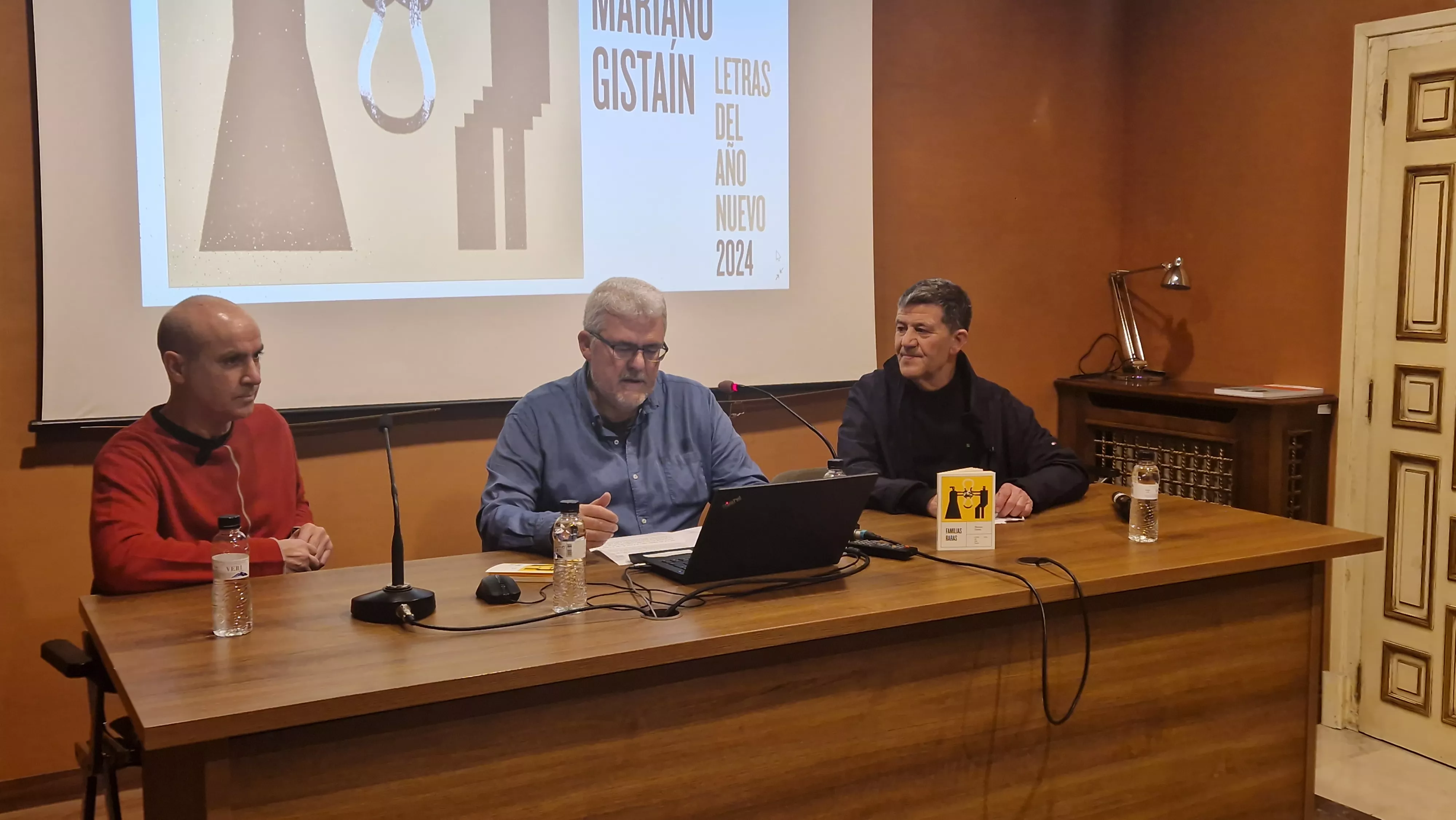 Presentación del libro Familias raras. Foto Myriam Martínez