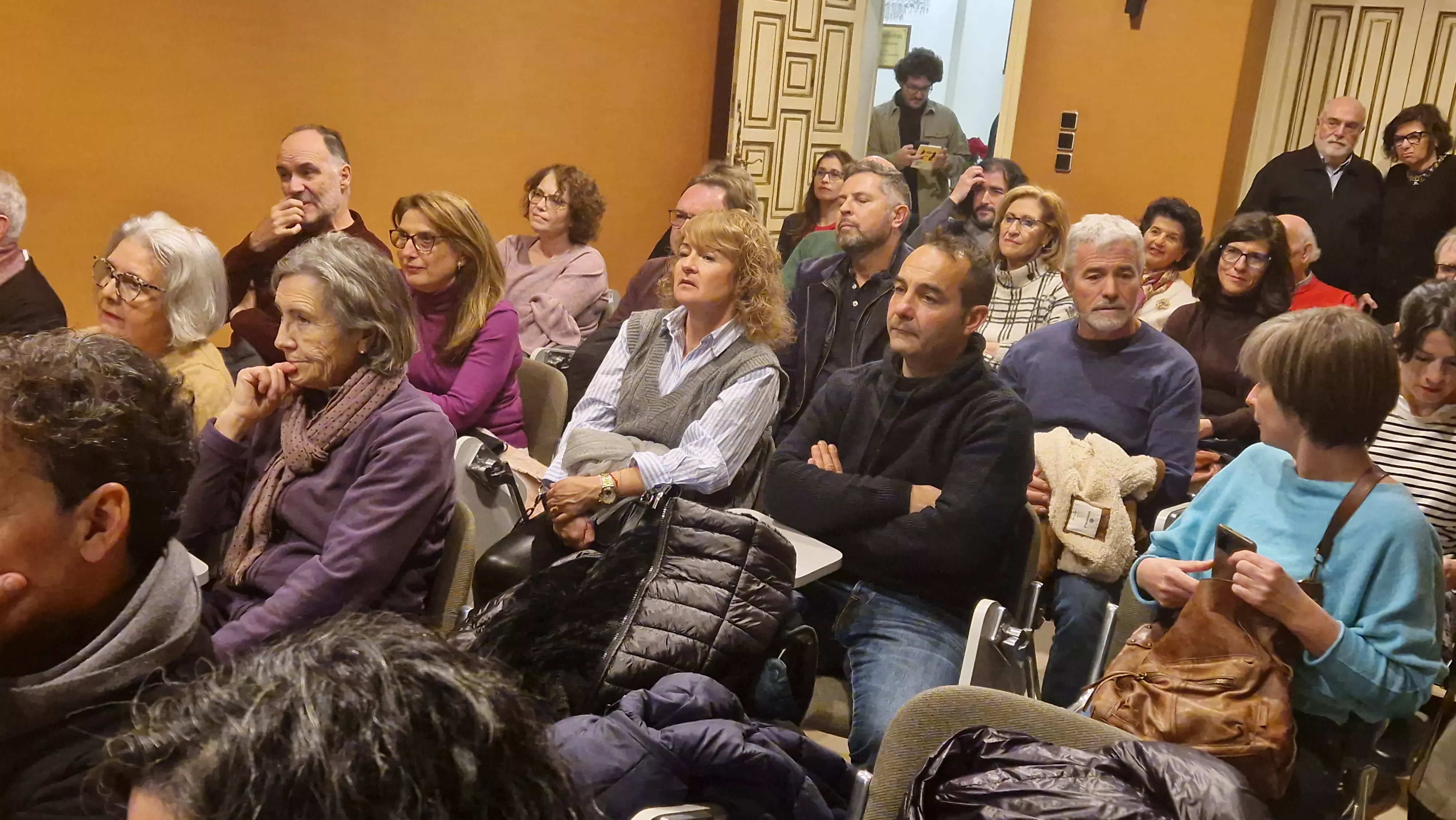 Presentación del libro Familias raras. Foto Myriam Martínez