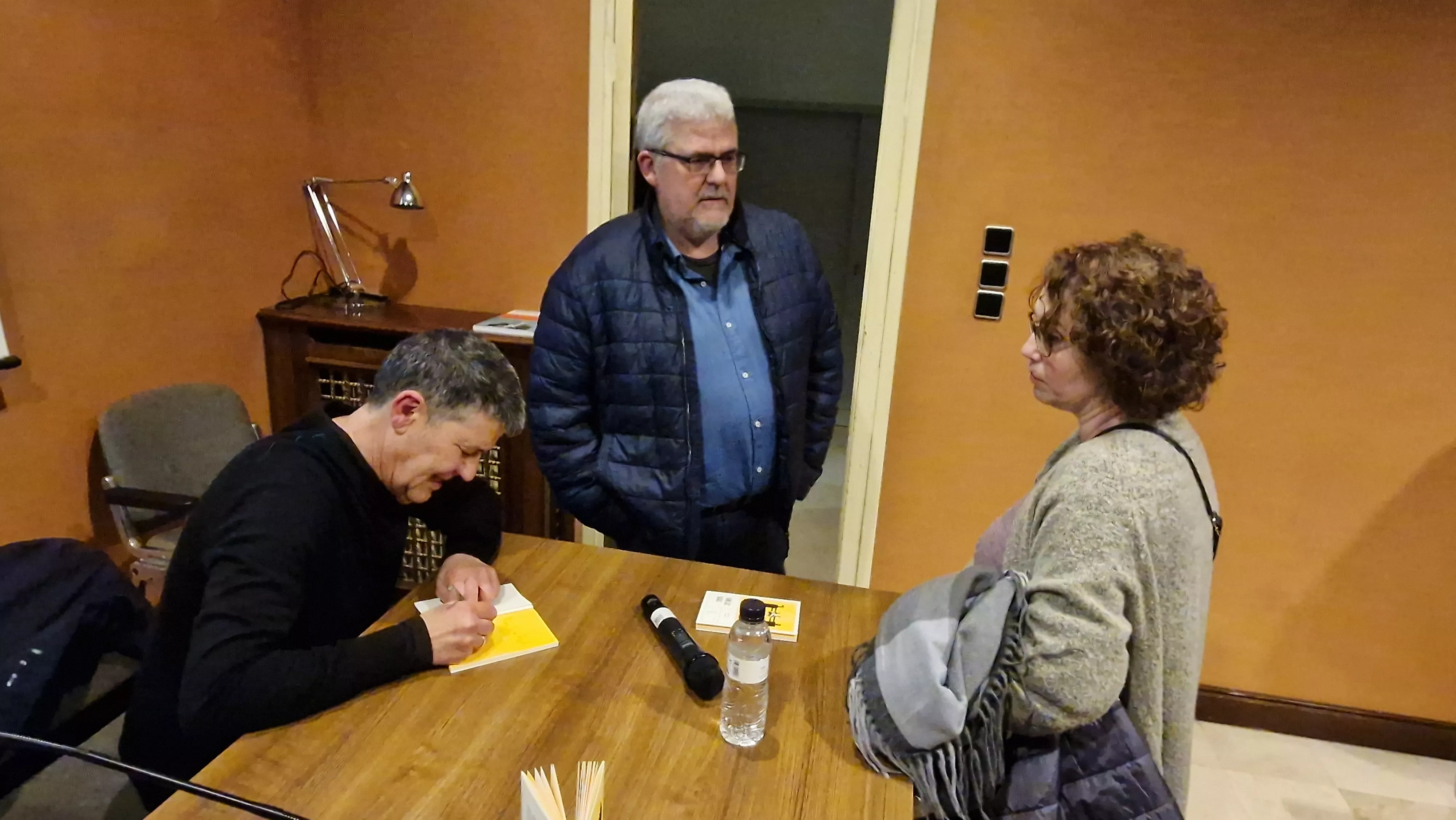 Presentación del libro Familias raras. Foto Myriam Martínez