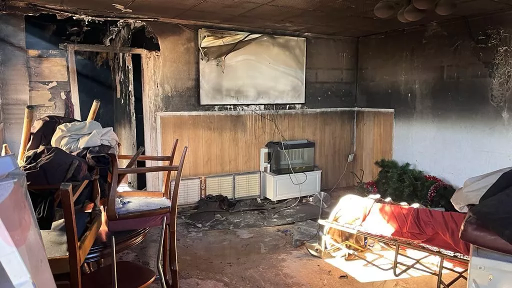  Se incendia una vivienda del poblado del Camino de Jara en Huesca.