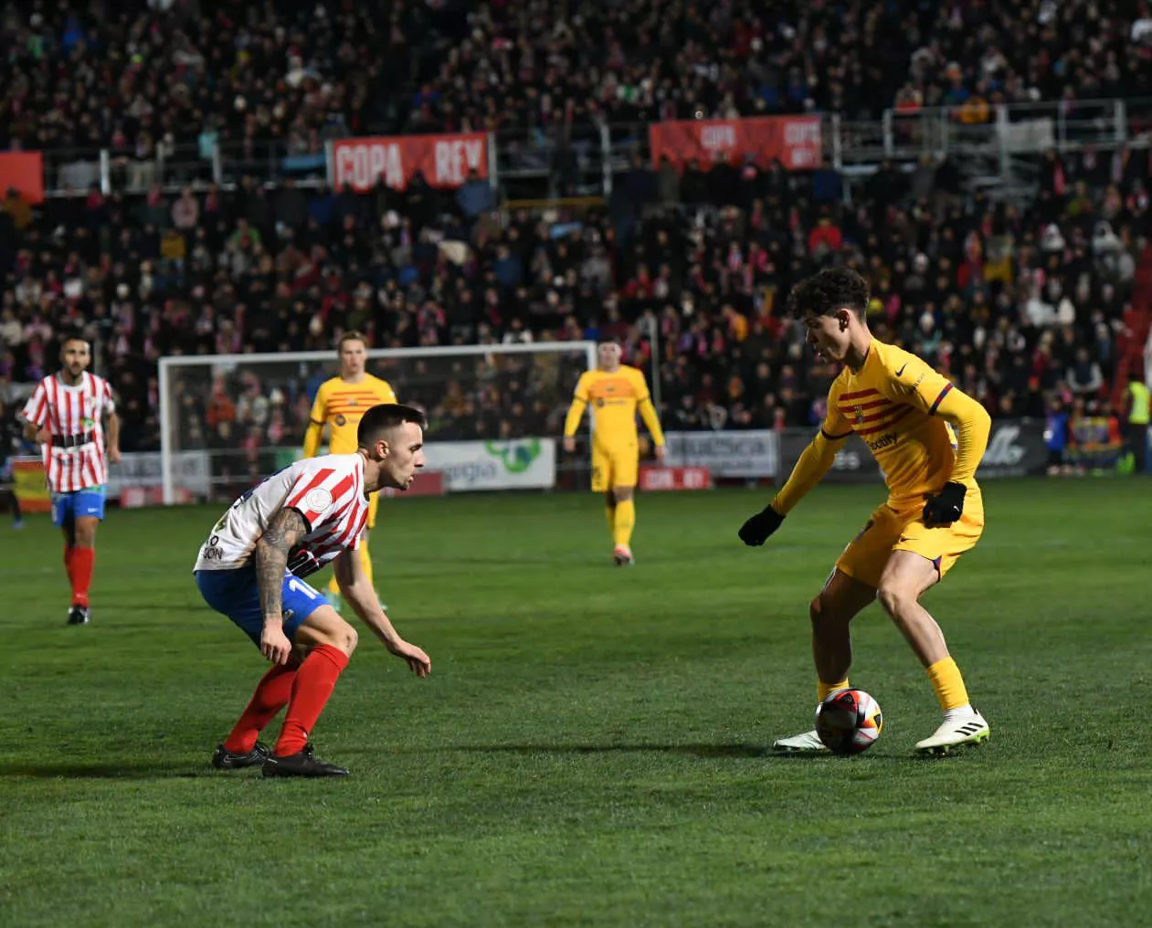 Un momento del UD Barbastro 2-3 FC Barcelona. Foto: El Marcador Aragonés @ElMarcadorArg