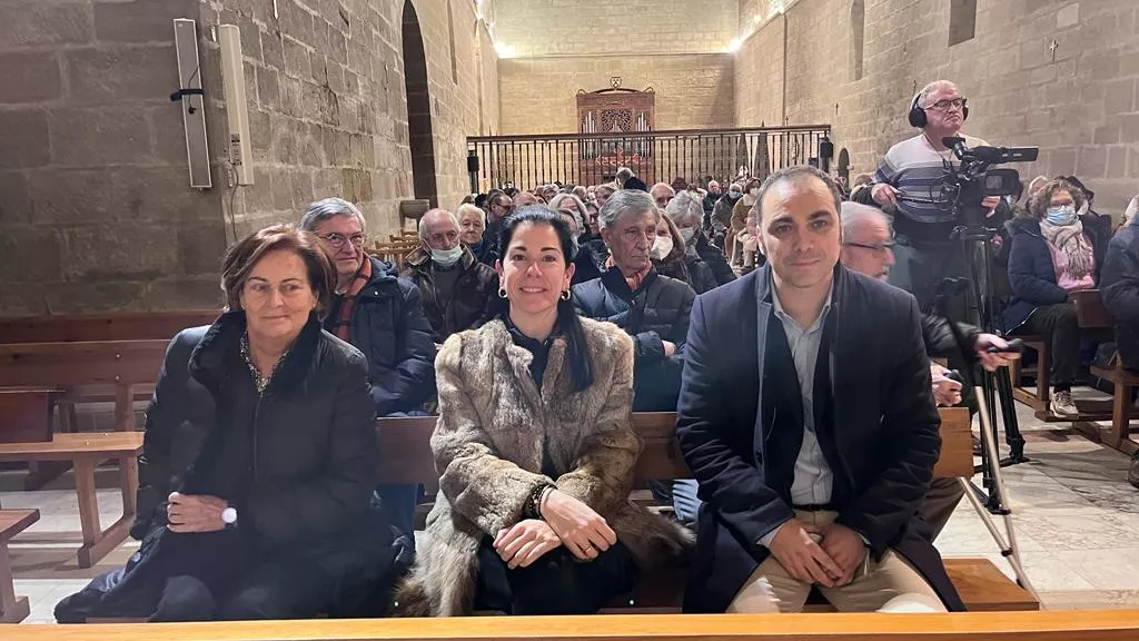La concejala Teruca Moreno y los diputados provinciales Lola Ibort y Carlos Sampériz. Foto Mercedes Manterola