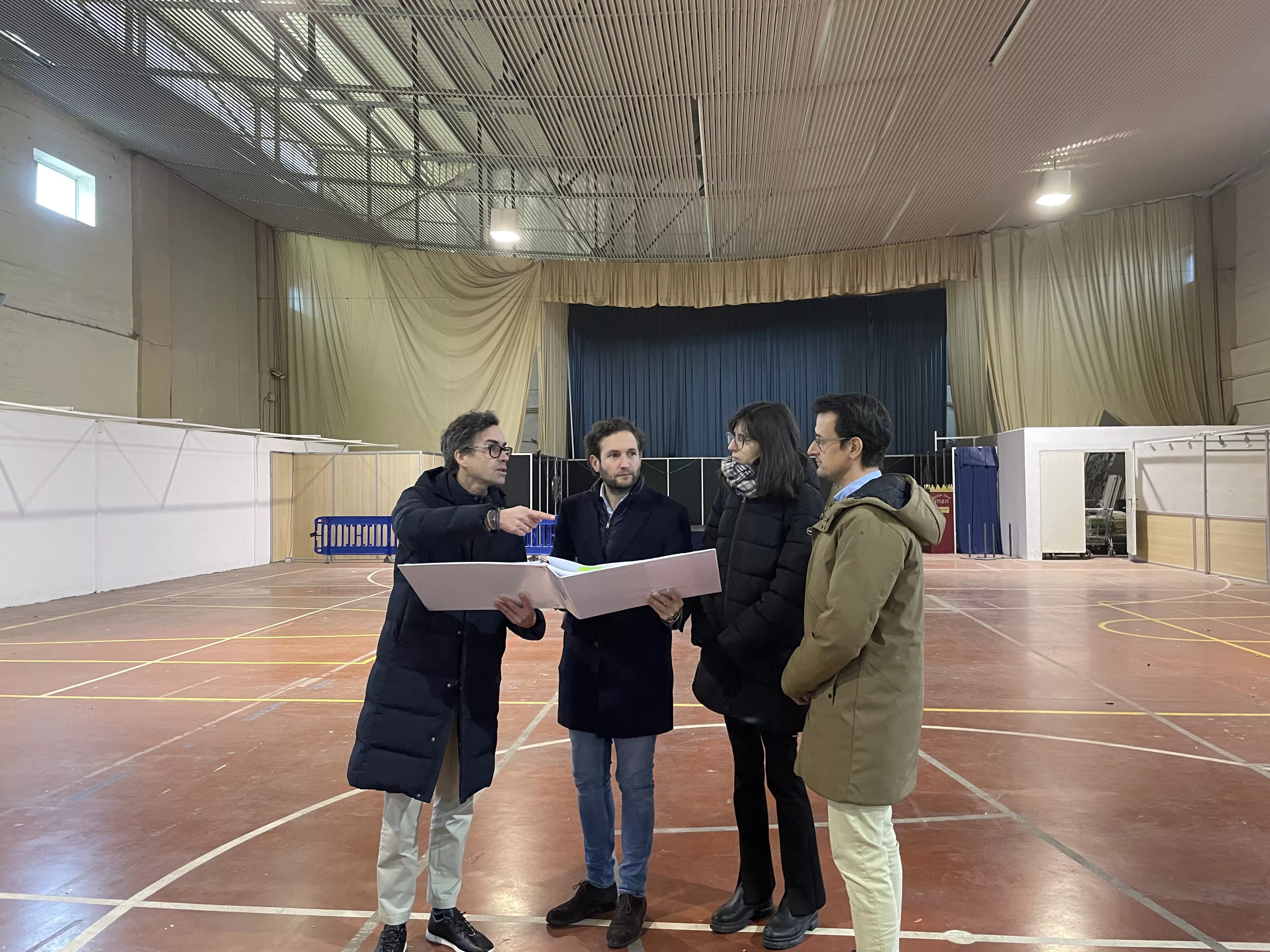 Claver y Moreno han mantenido la primera reunión de planificación con el equipo encargado del proyecto de la Azucarera de Monzón.