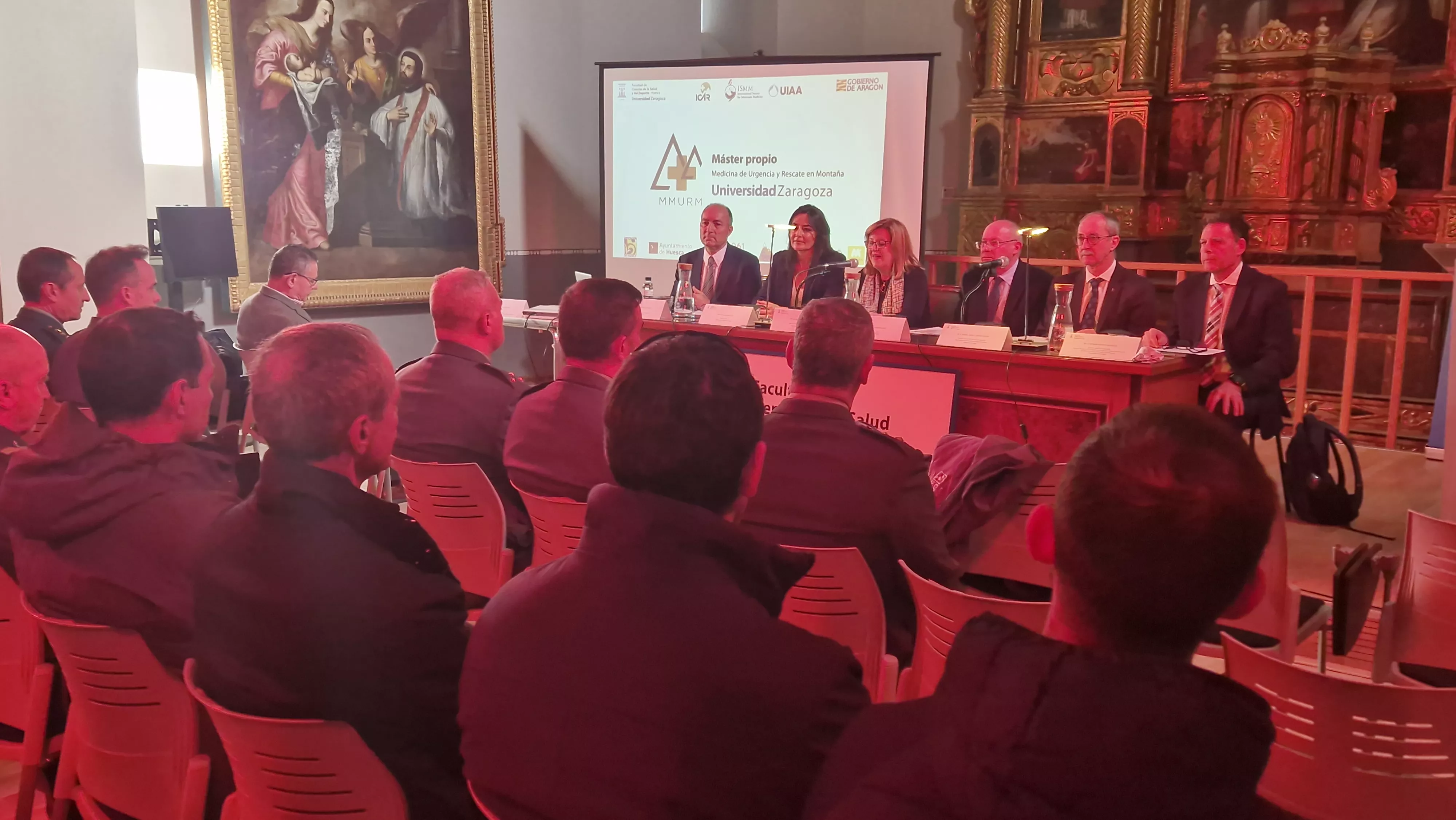 Inicio del quinto máster de medicina de urgencia y rescate de montaña. Foto Myriam Martínez