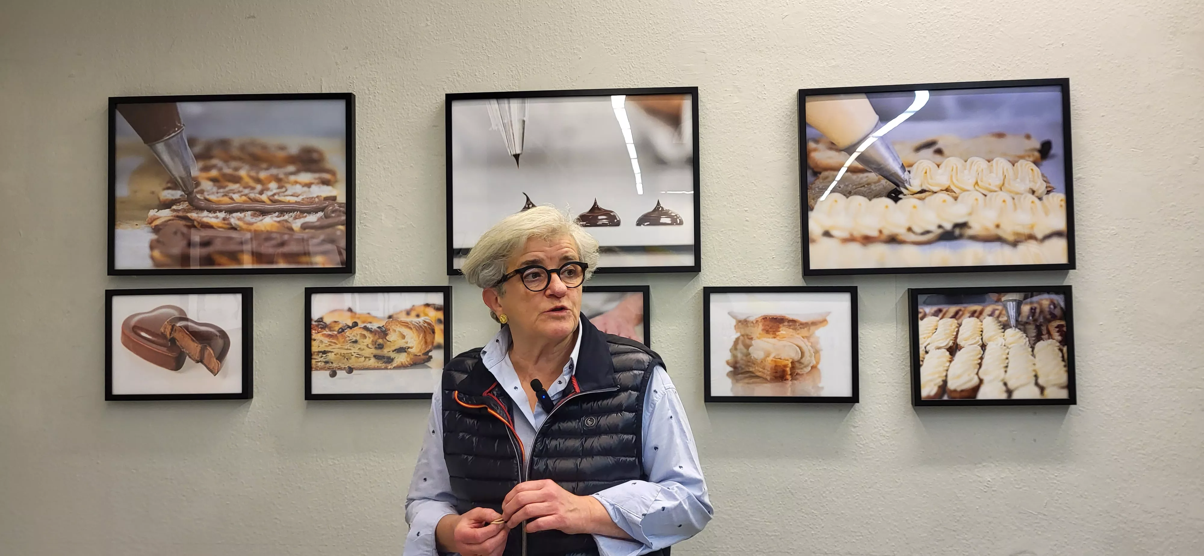 Inauguración de la exposición de Beatriz López en el Centro Cultural Manuel Benito Moliner de Huesca. Foto Mercedes Manterola