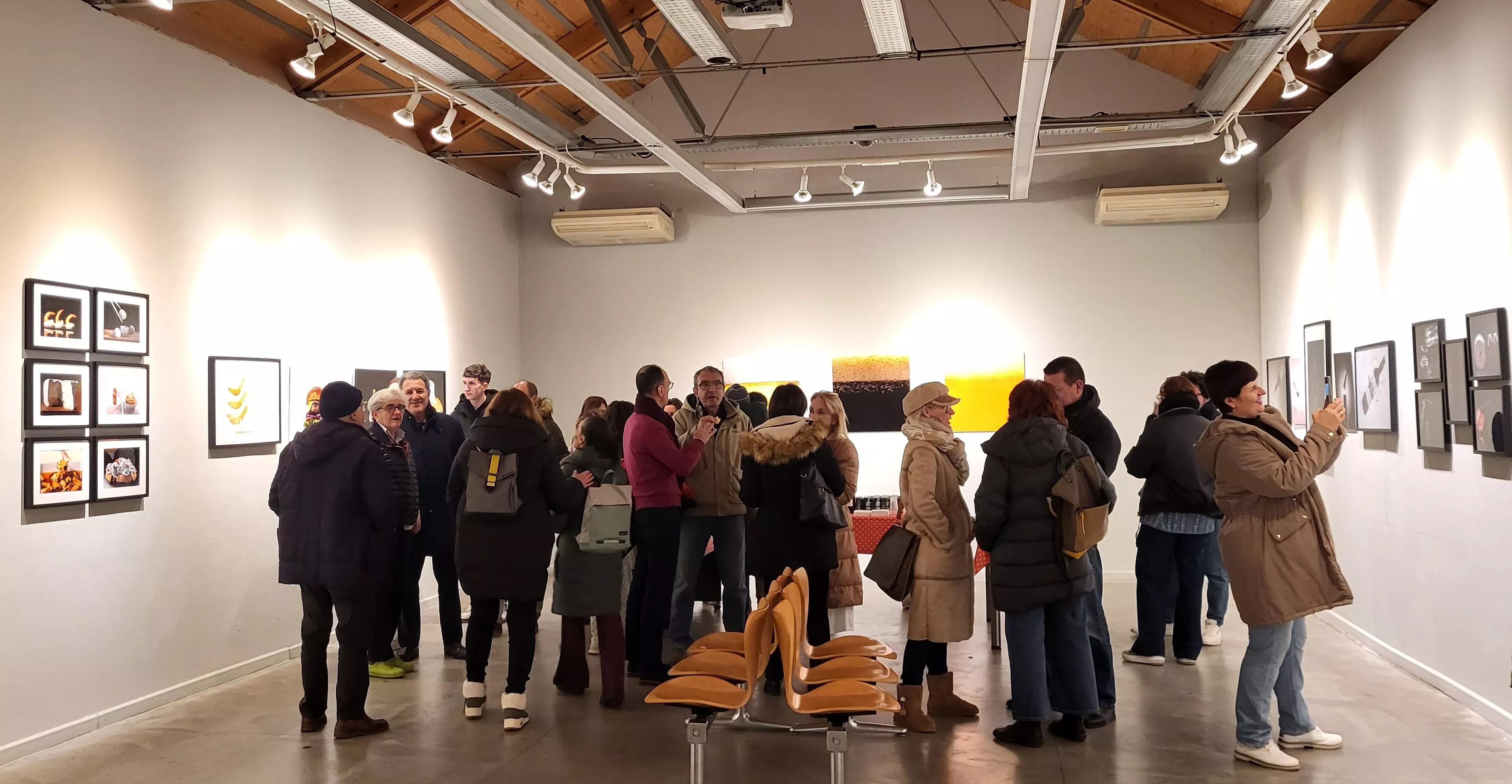 Inauguración de la exposición de Beatriz López en el Centro Cultural Manuel Benito Moliner de Huesca. Foto Mercedes Manterola