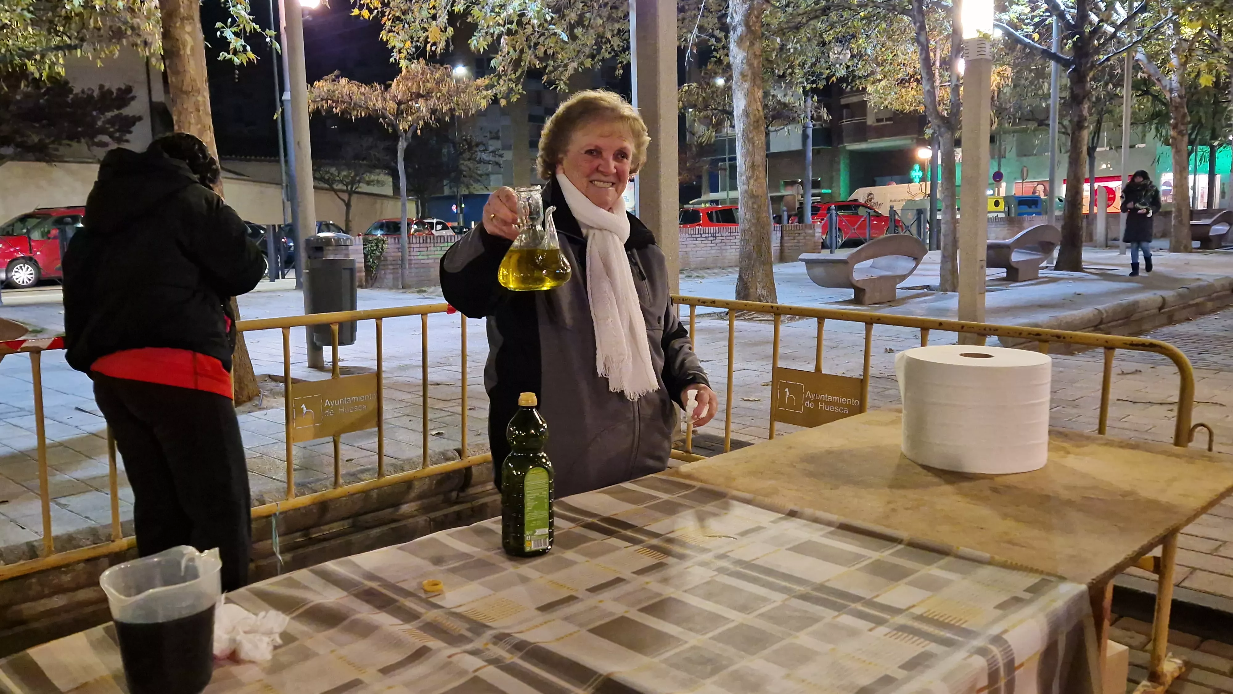 Hoguera de San Antón en el barrio de San Lorenzo 2024. Foto Myriam Martínez 