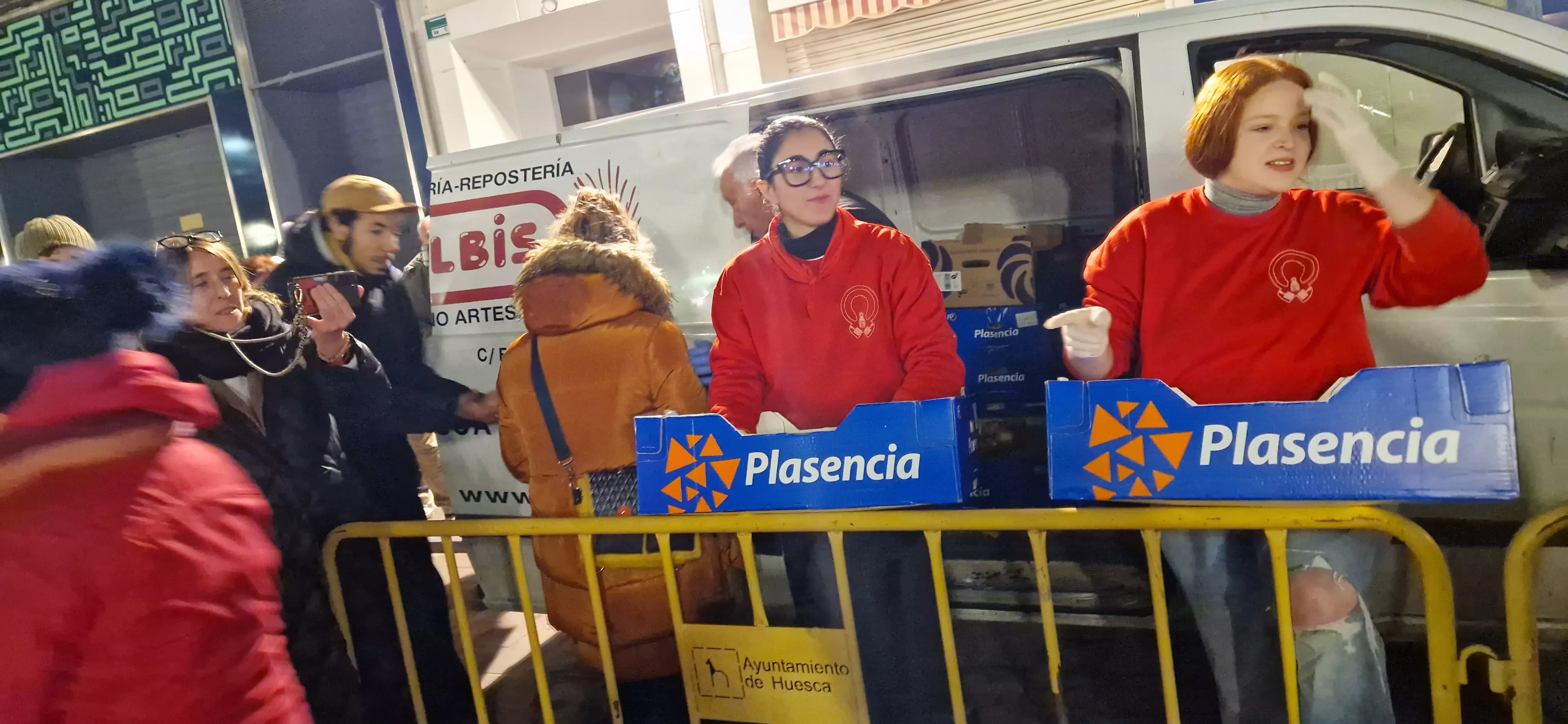 Hoguera de San Antón en el barrio de San Lorenzo 2024. Foto Myriam Martínez 