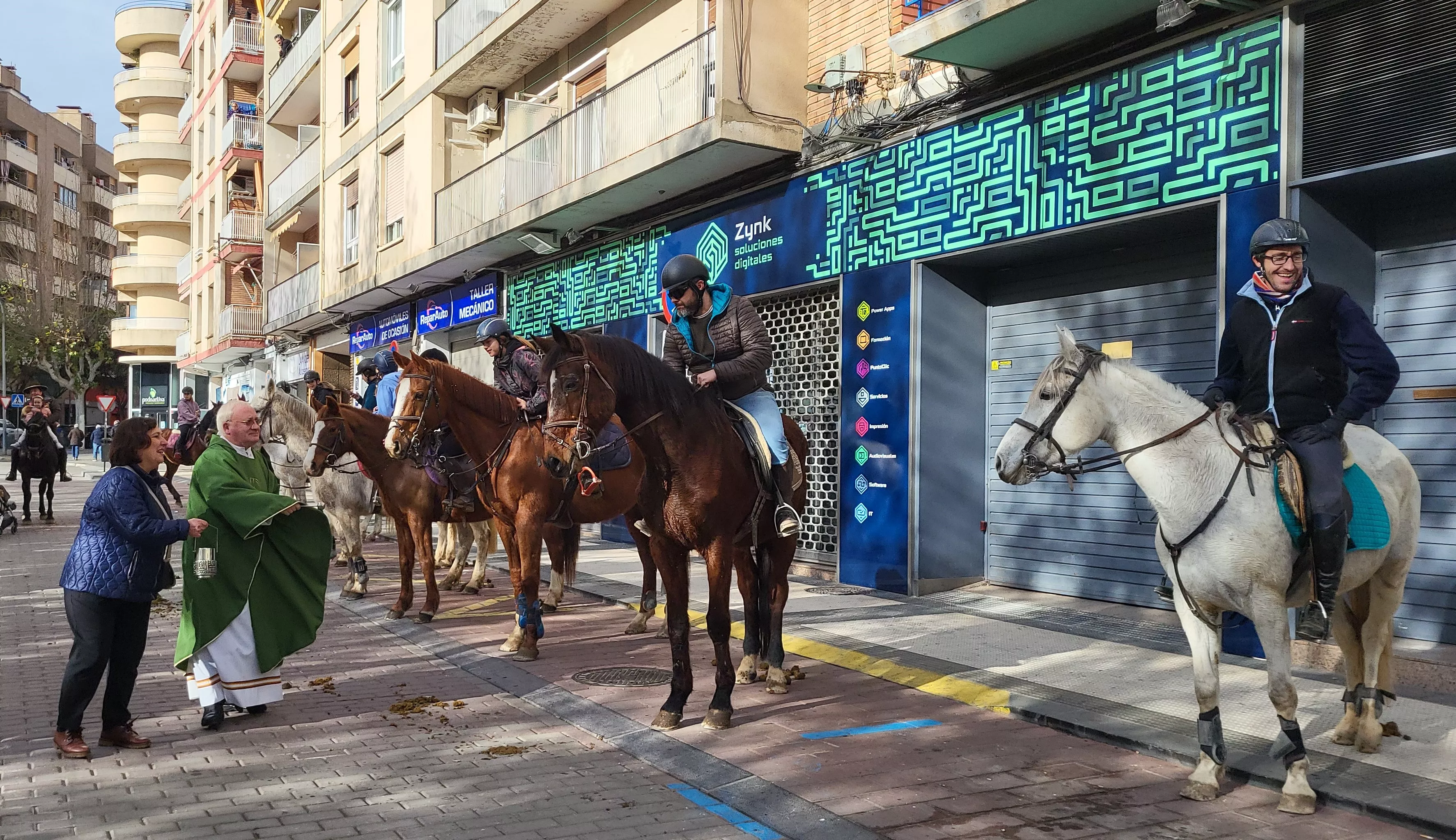 Tradicional bendición de animales por San Antón en Huesca. Foto: Mercedes Manterola