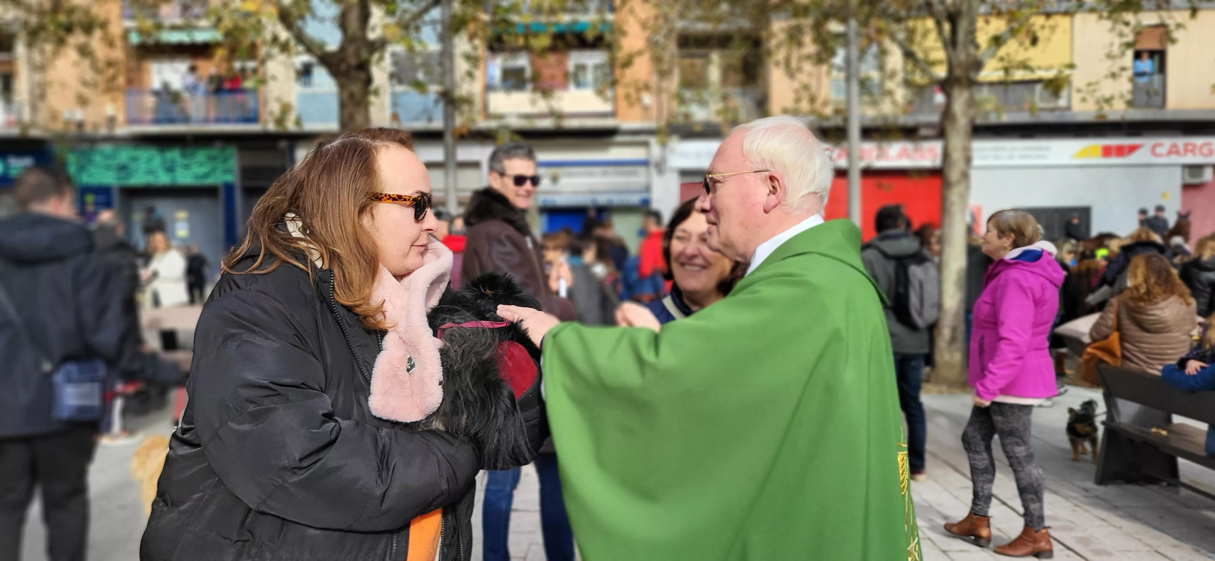 Tradicional bendición de animales por San Antón en Huesca. Foto: Mercedes Manterola