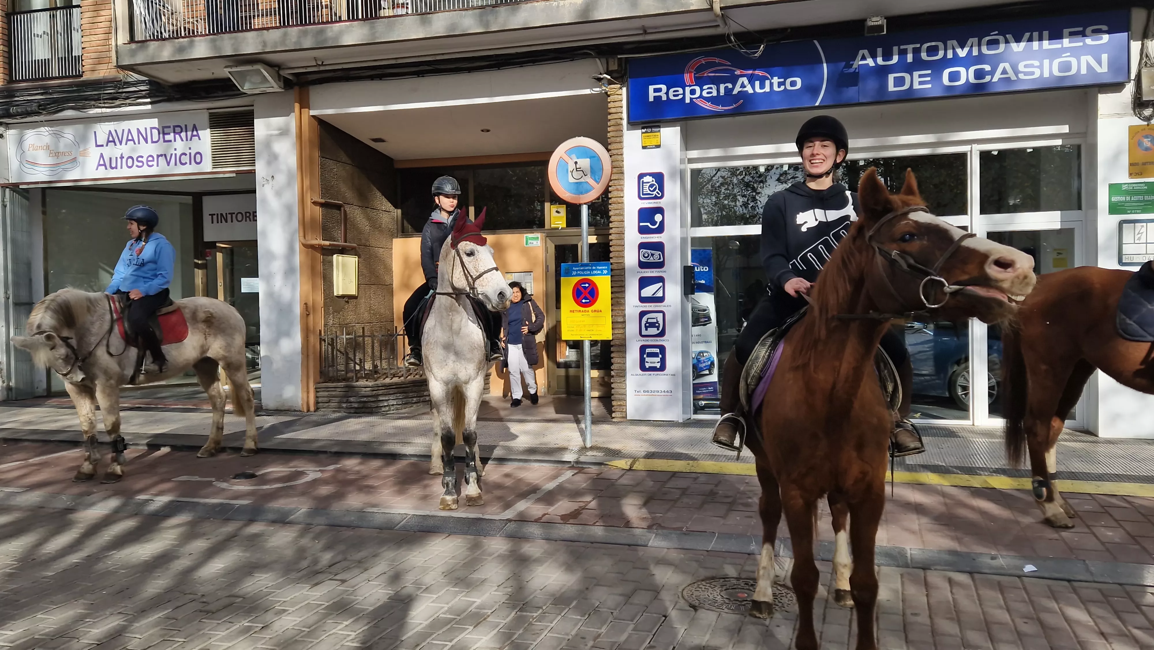 Tradicional bendición de animales por San Antón en Huesca. Foto Myriam Martínez