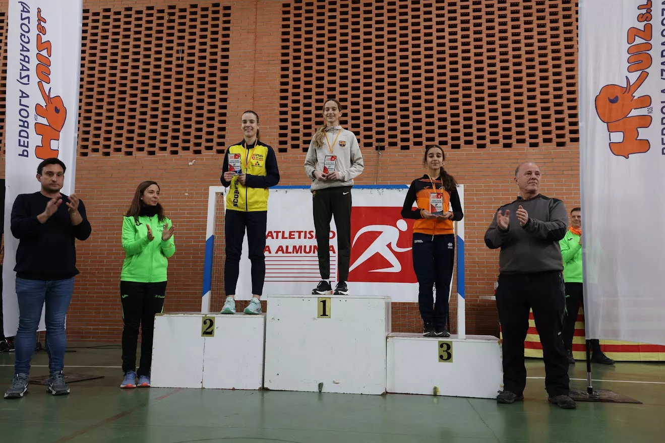 Podio Sub 18 femenino. Cross de La Almunia-Campeonato de Aragón. Foto: CA Olimpo