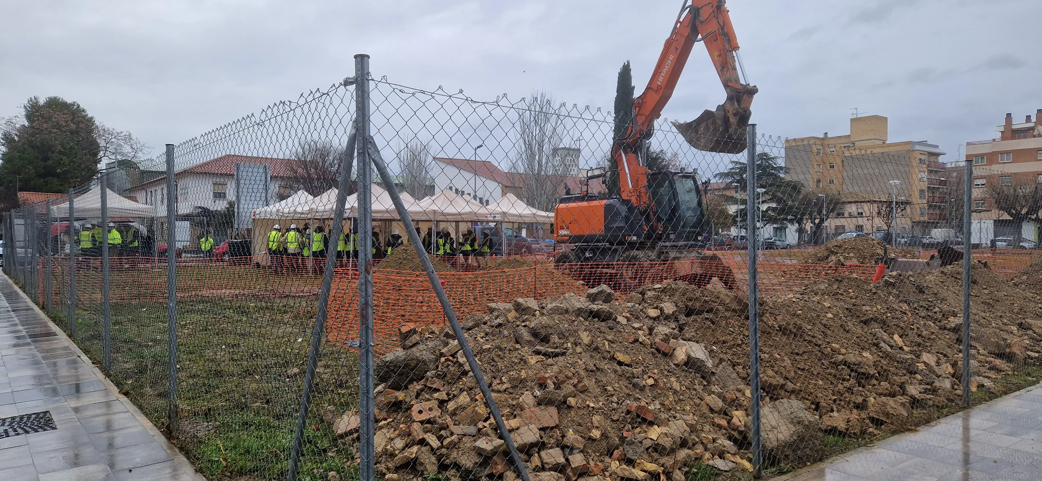 Primera piedra del nuevo Centro de Salud del Perpetuo Socorro de Huesca. Foto Myriam Martínez