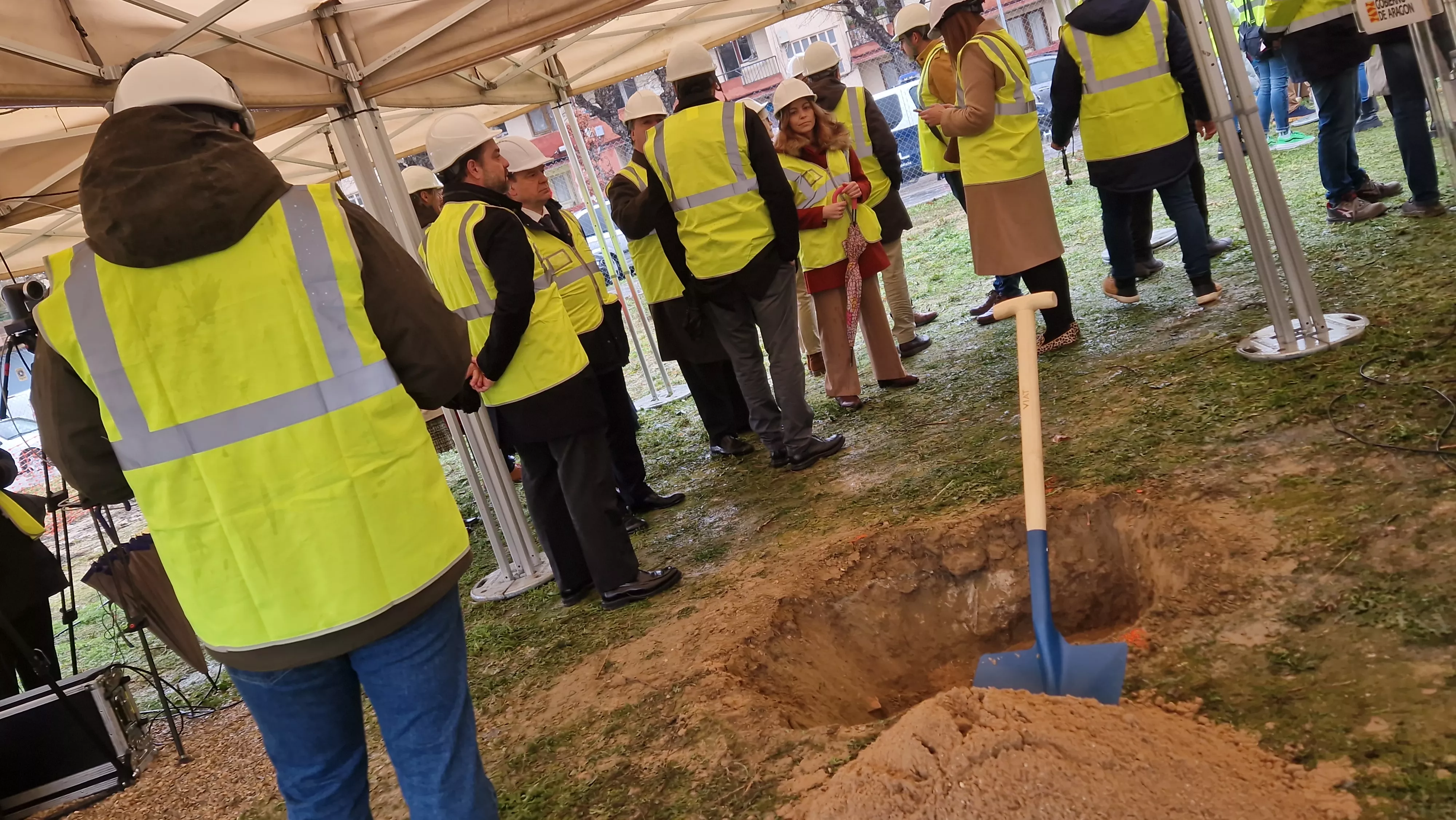 Primera piedra del nuevo Centro de Salud del Perpetuo Socorro de Huesca. Foto Myriam Martínez