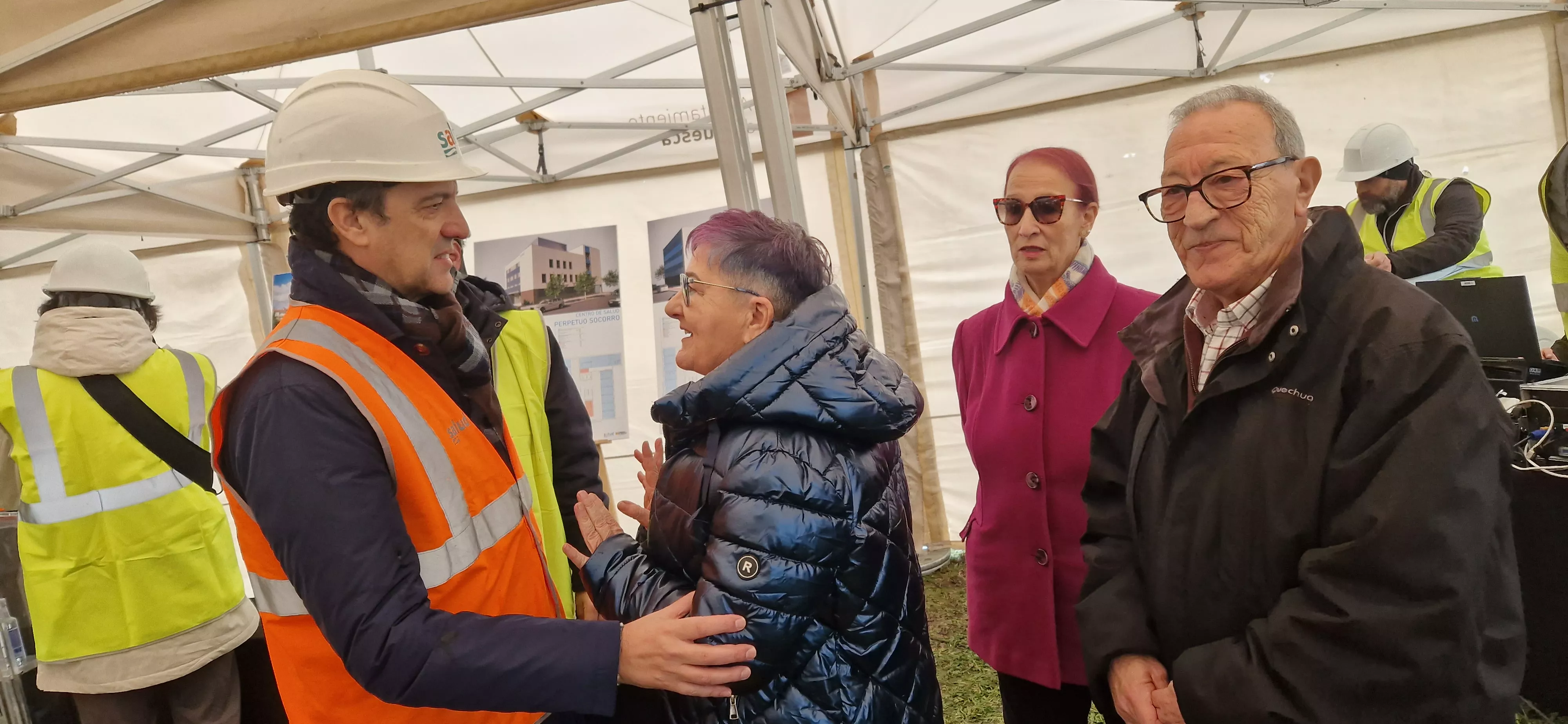 Primera piedra del nuevo Centro de Salud del Perpetuo Socorro de Huesca. Foto Myriam Martínez