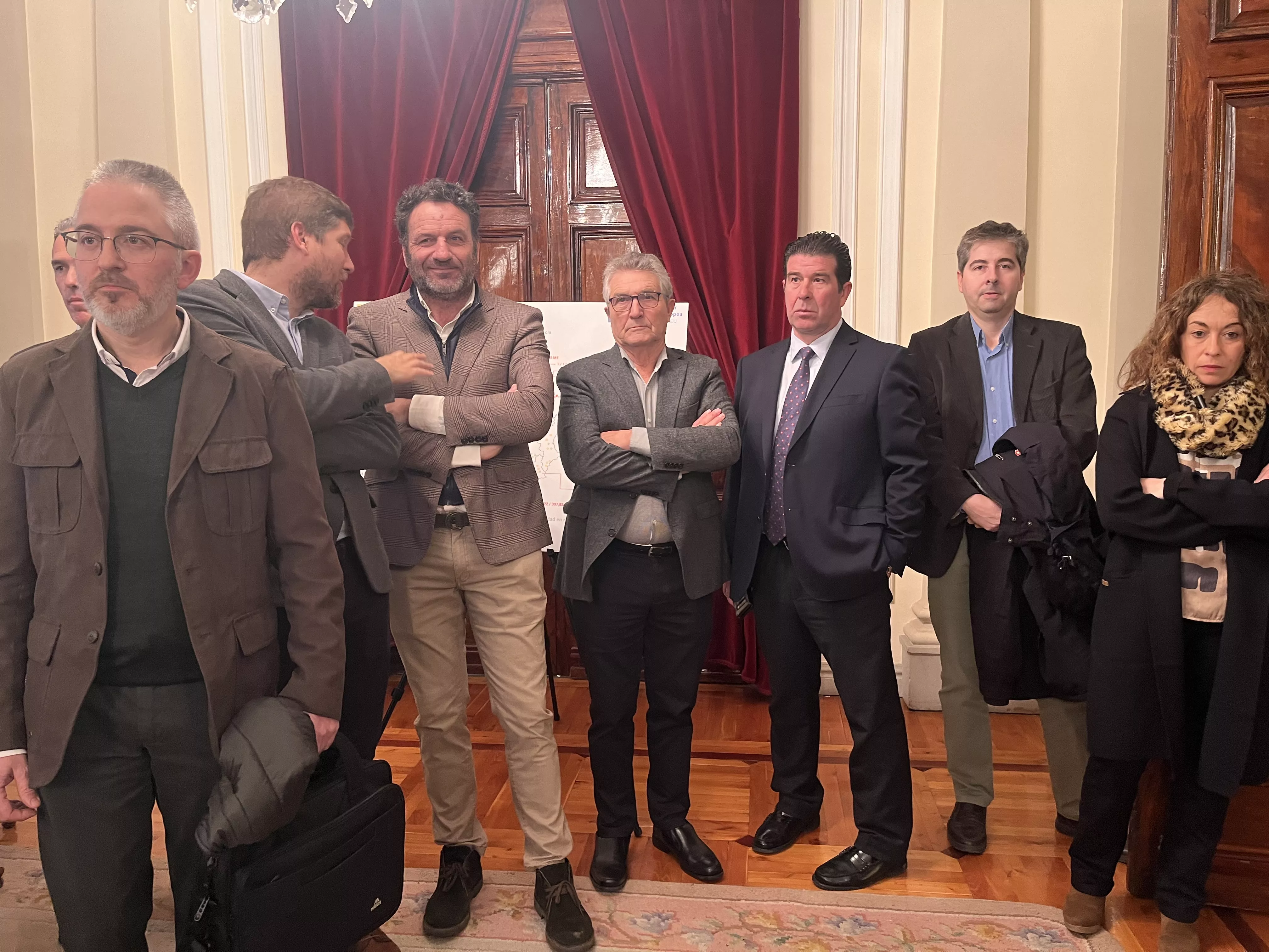 Acto para la firma de las adendas a los convenios de Canal del Flumen y la Alegría de Monzón. Foto Mercedes Manterola