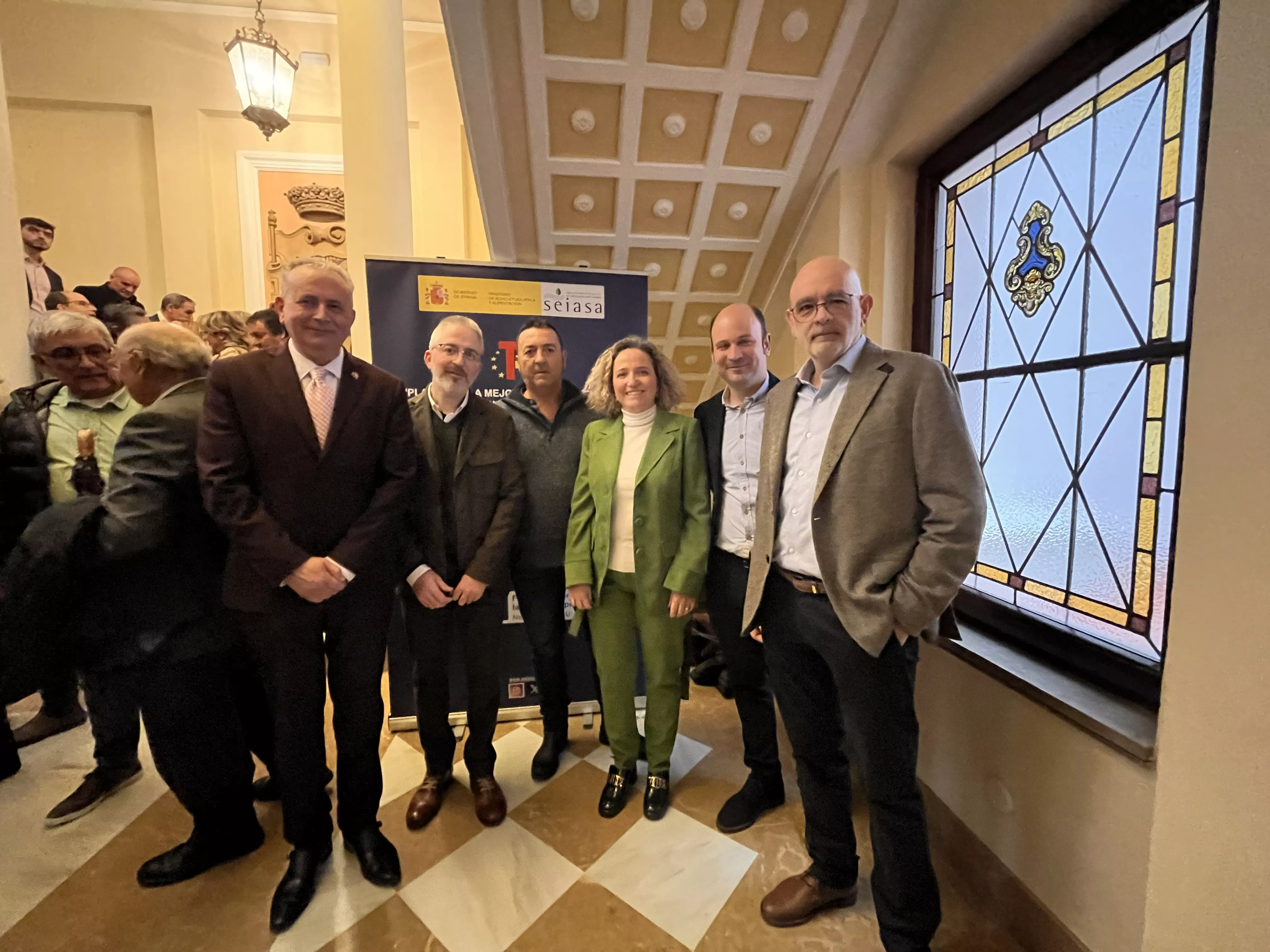 Regantes de la Alegría de Monzón. Foto Mercedes Manterola