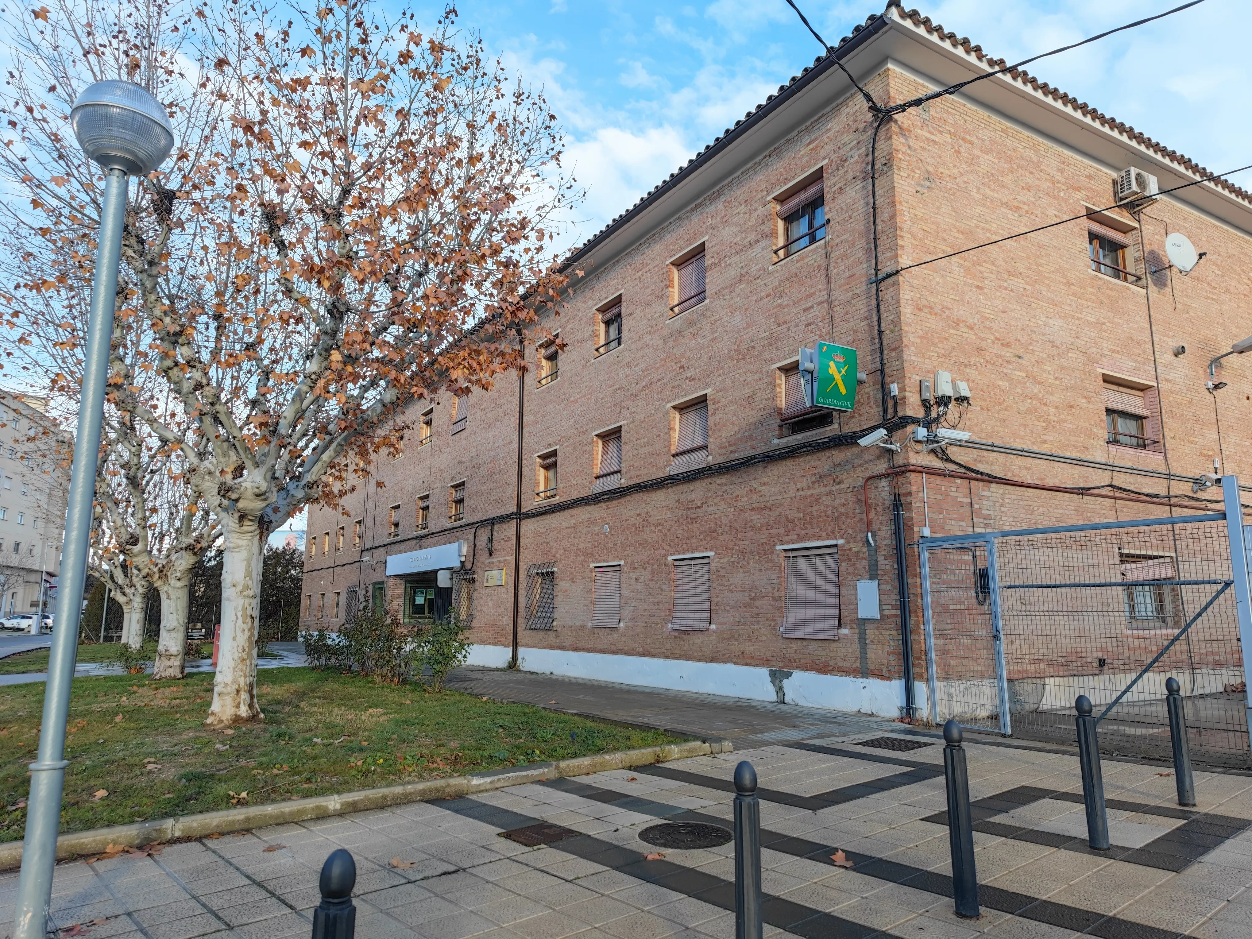 Cuartel de la Guardia Civil de Barbastro.
