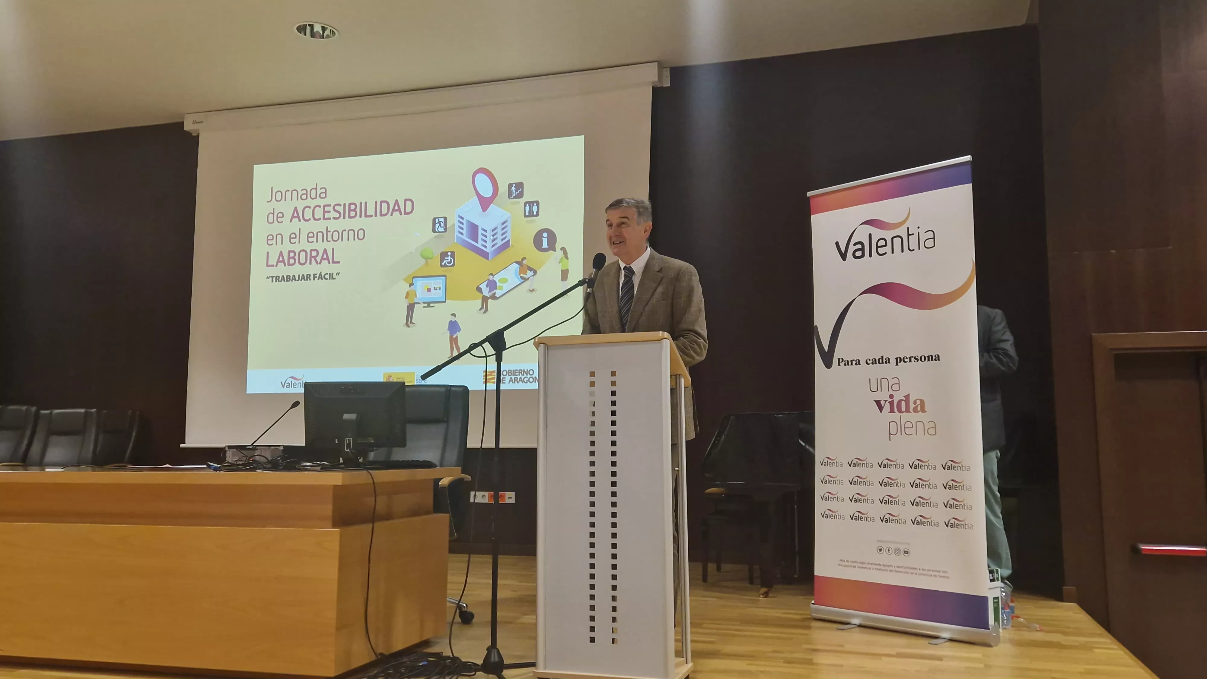 Lorenzo Torrente. Imágenes de la I Jornada de Accesibilidad en el entorno laboral, organizada por Valentia. Foto Myriam Martínez