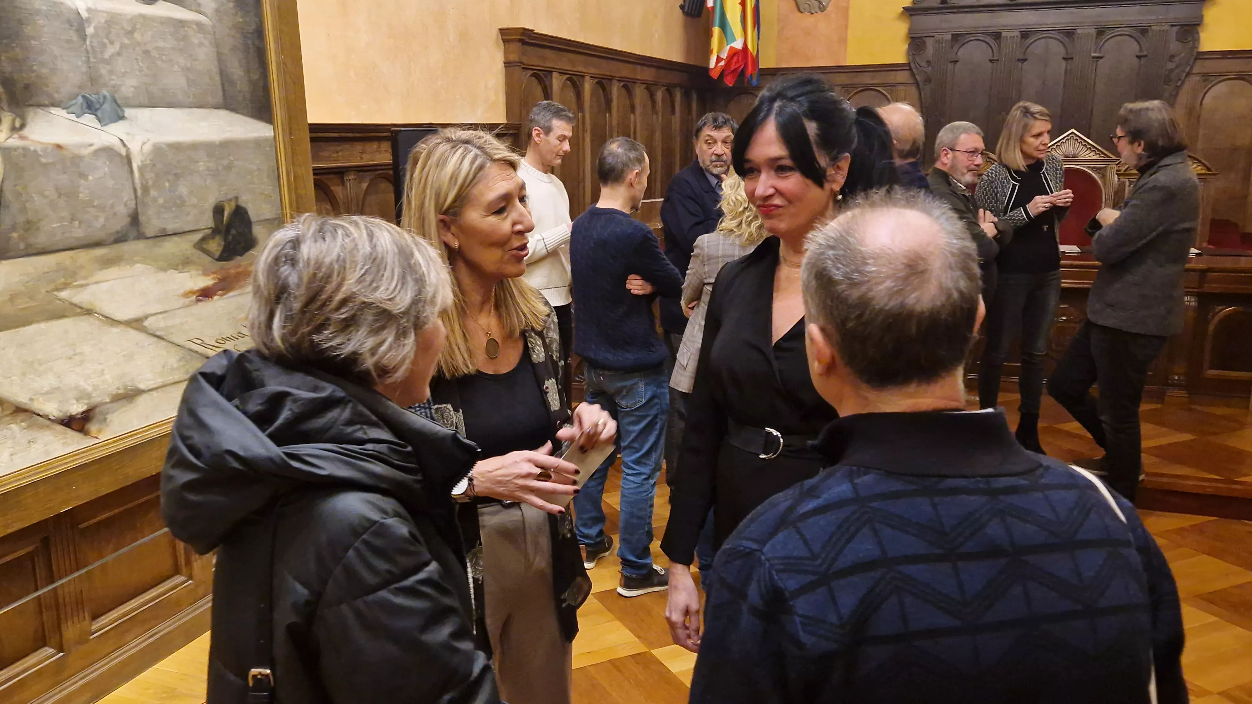 Entrega de 158 pares de "gafas solidarias" a Ilumináfrica y Alouda. Foto Myriam Martínez