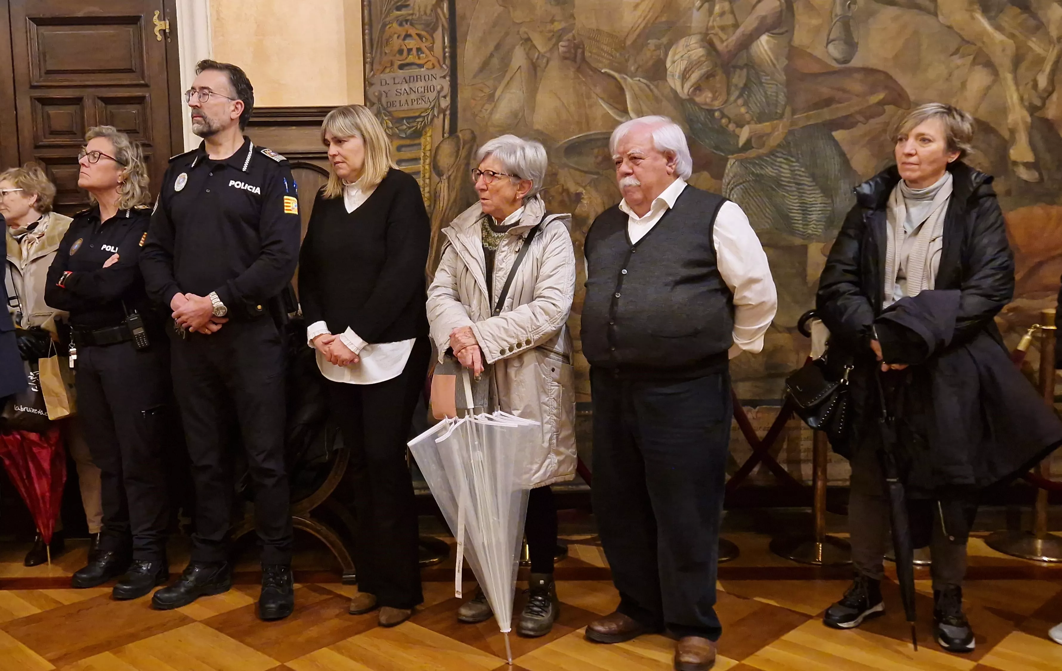 Entrega de 158 pares de "gafas solidarias" a Ilumináfrica y Alouda. Foto Myriam Martínez