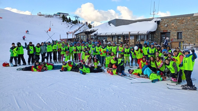 Los alumnos de San Viator, en la estación Los alumnos de San Viator, en la estación