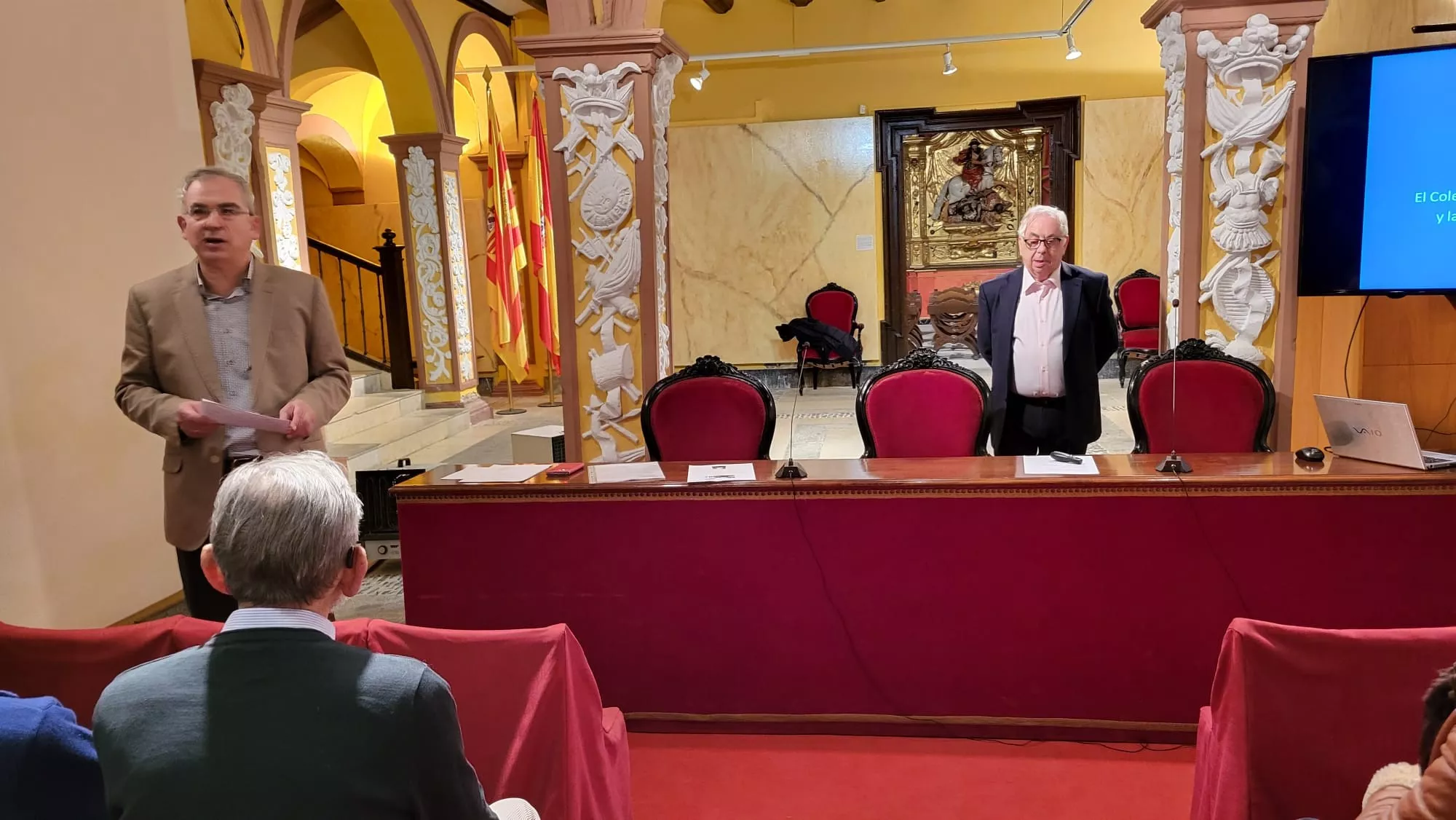 Pablo Cuevas y Antonio Naval Mas en el Colegio Imperial de Santiago