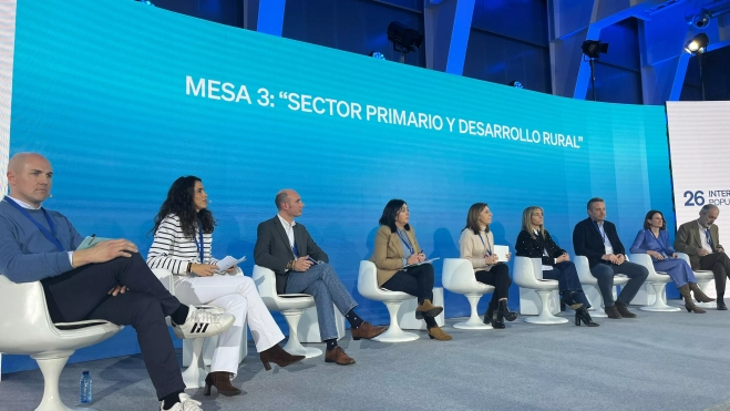 José María Giménez en la mesa del sector primario José María Giménez en la mesa del sector primario