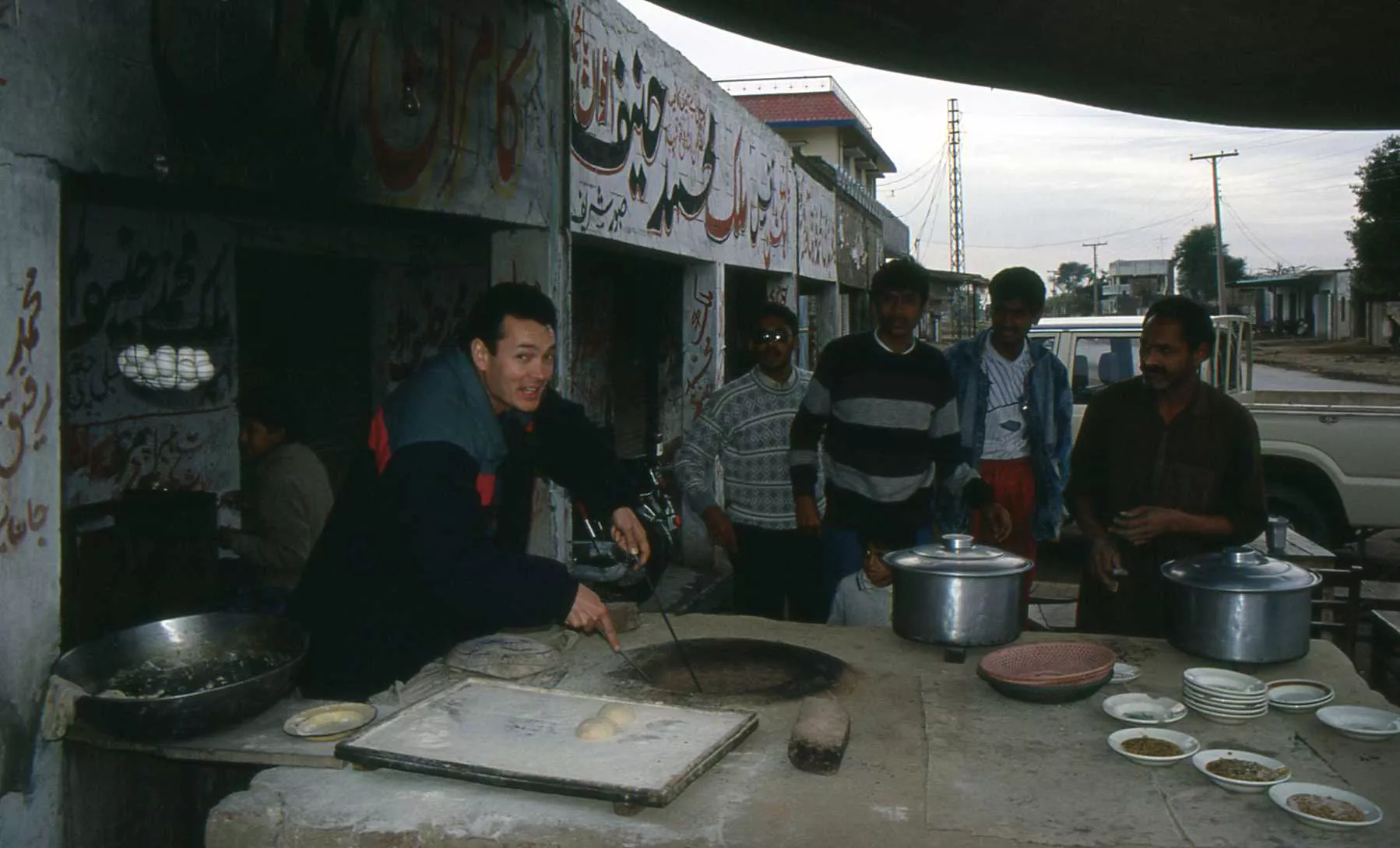 Marco Pascual en Pakistán