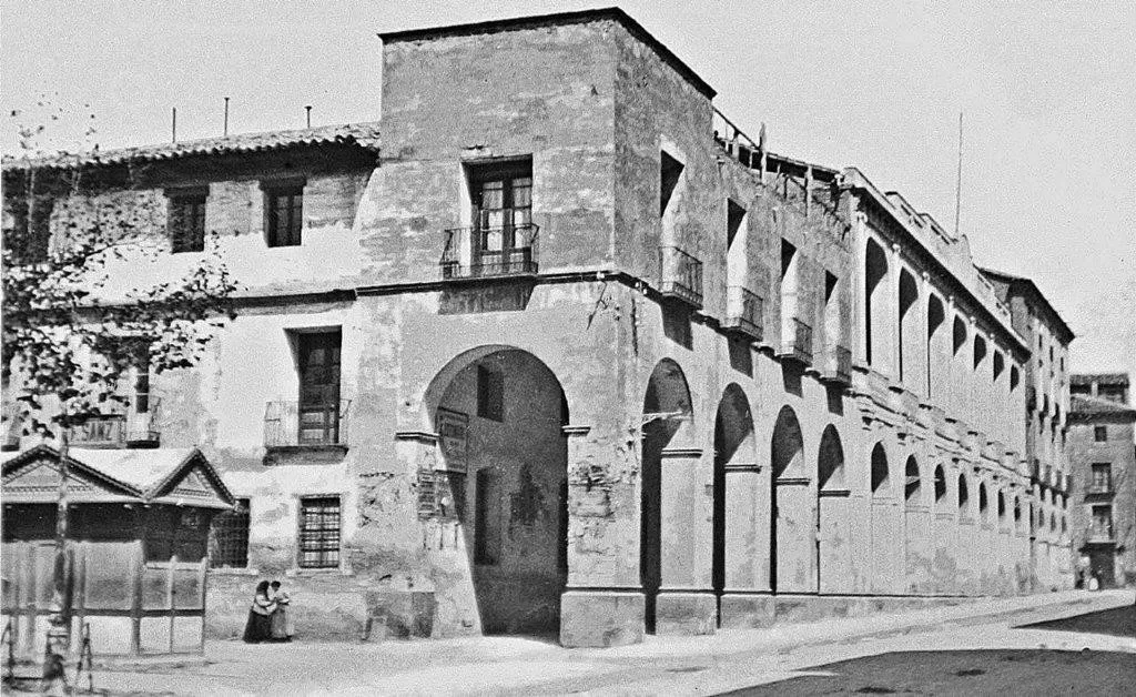 Diputación Provincial en el viejo colegio de San Francisco