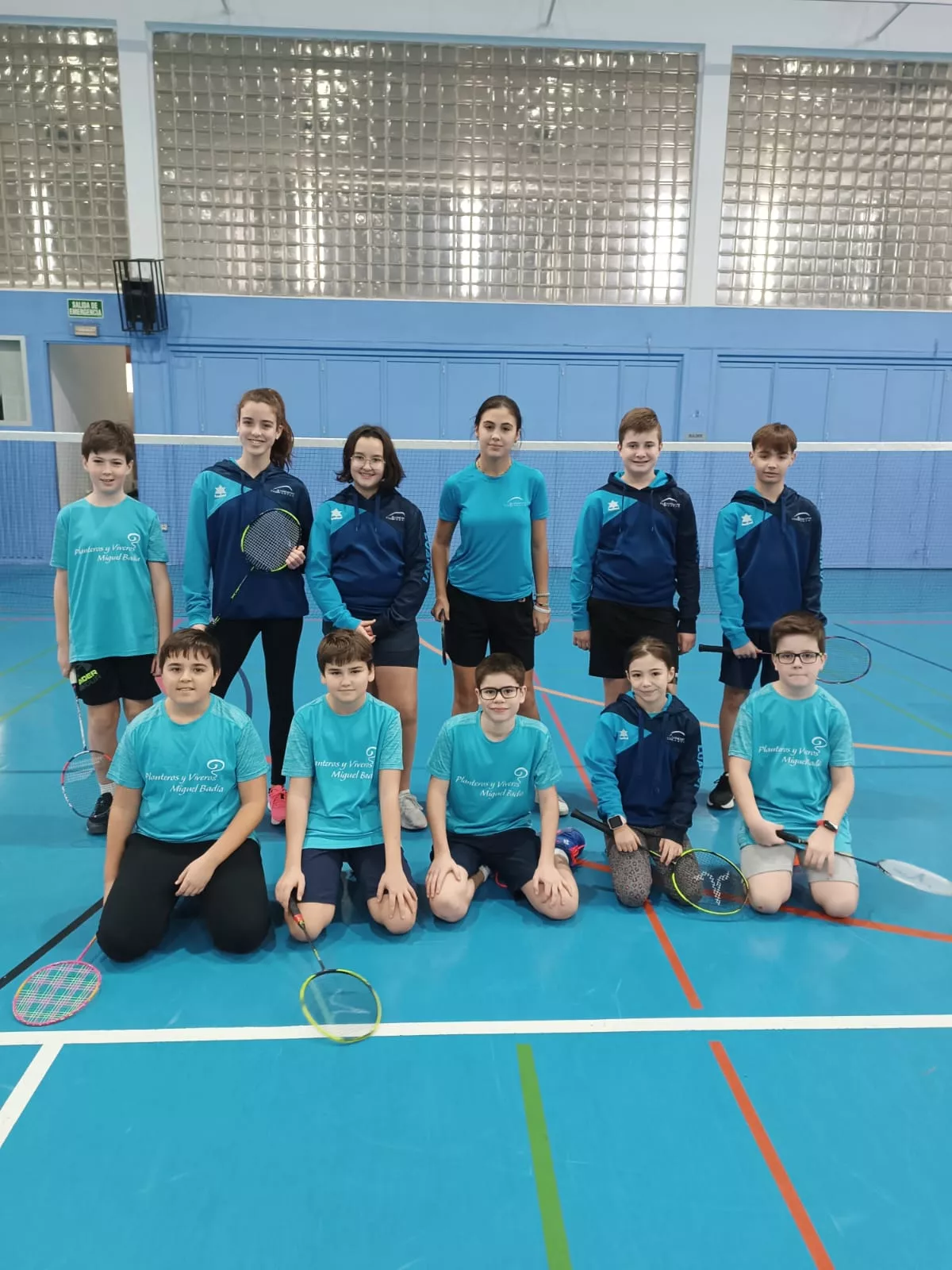 Jugadores del Club Bádminton Binéfar.