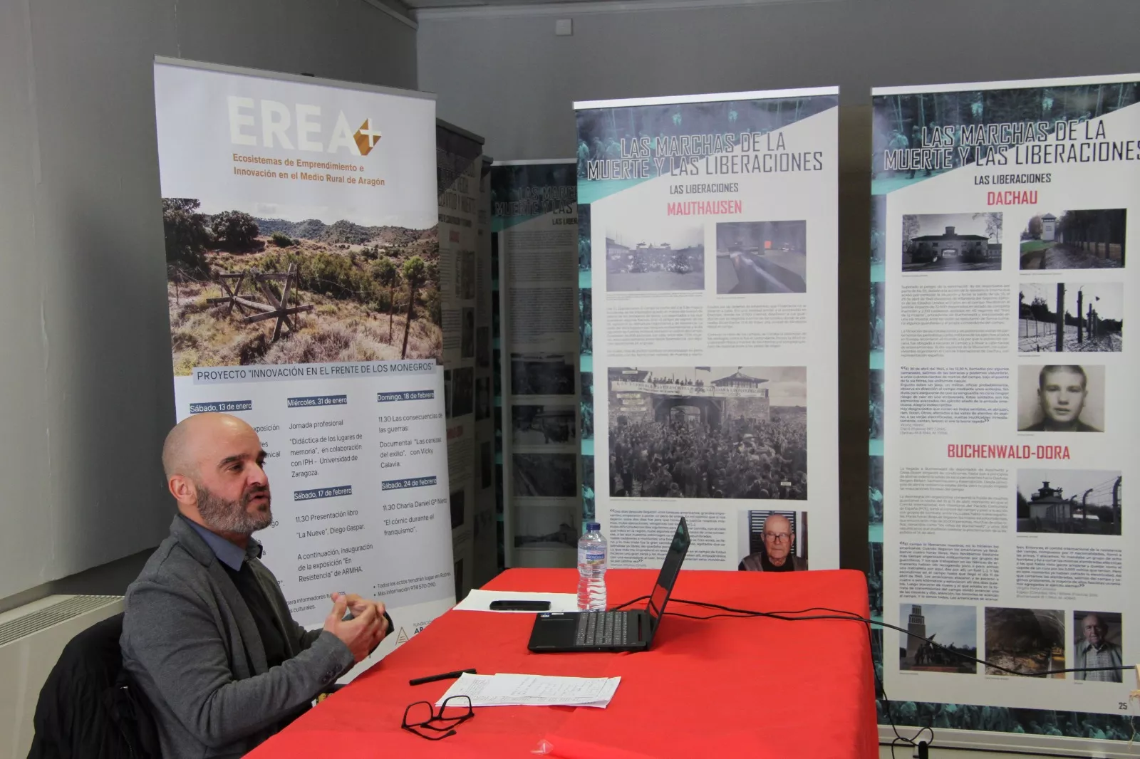 Conferencia del profesor Javier Rodrigo en el Centro de Interpretación de la Guerra Civil de Robres. Foto Carlos Neofato