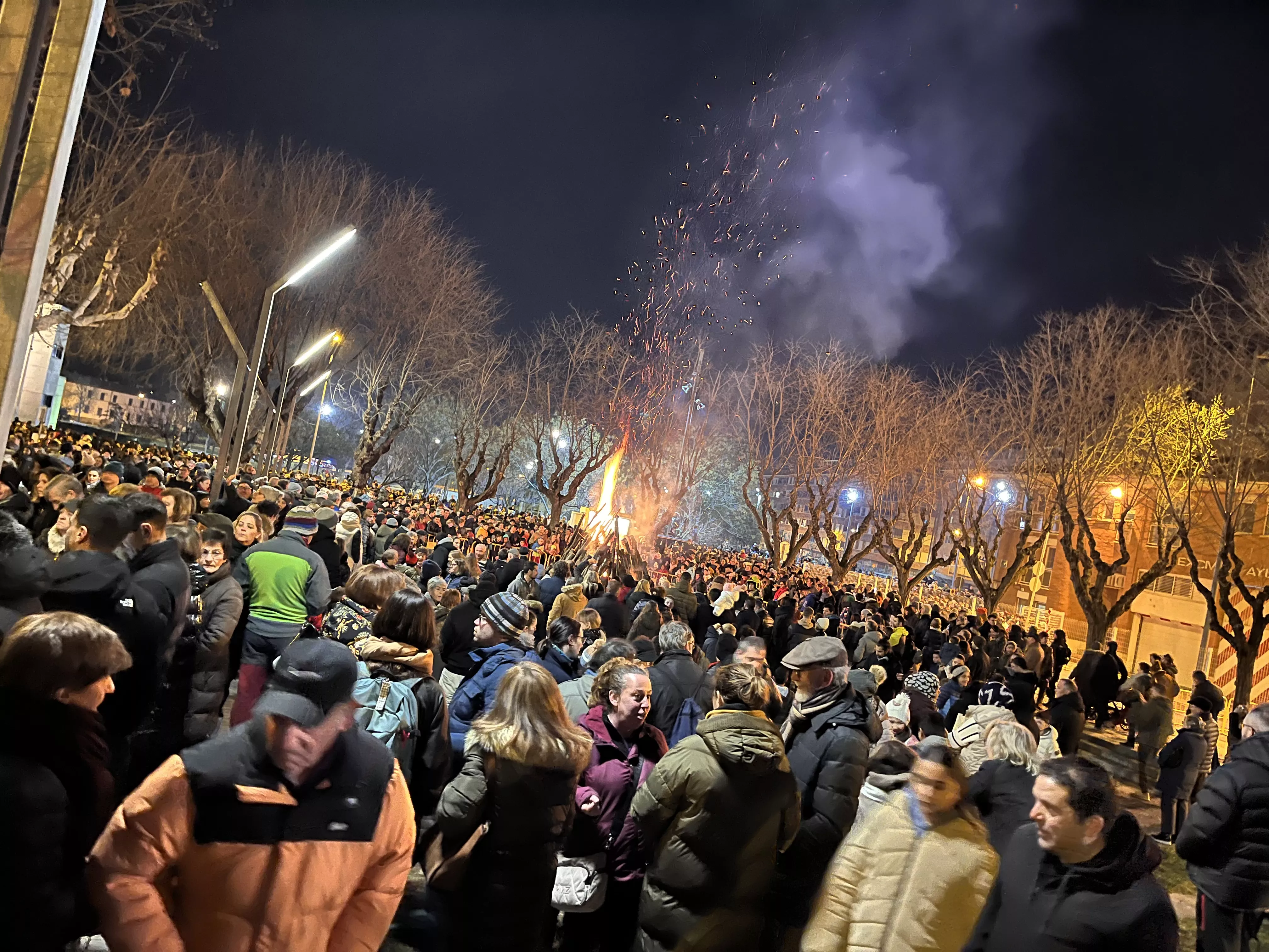 Hoguera de San Vicente en Huesca. Foto Mercedes Manterola