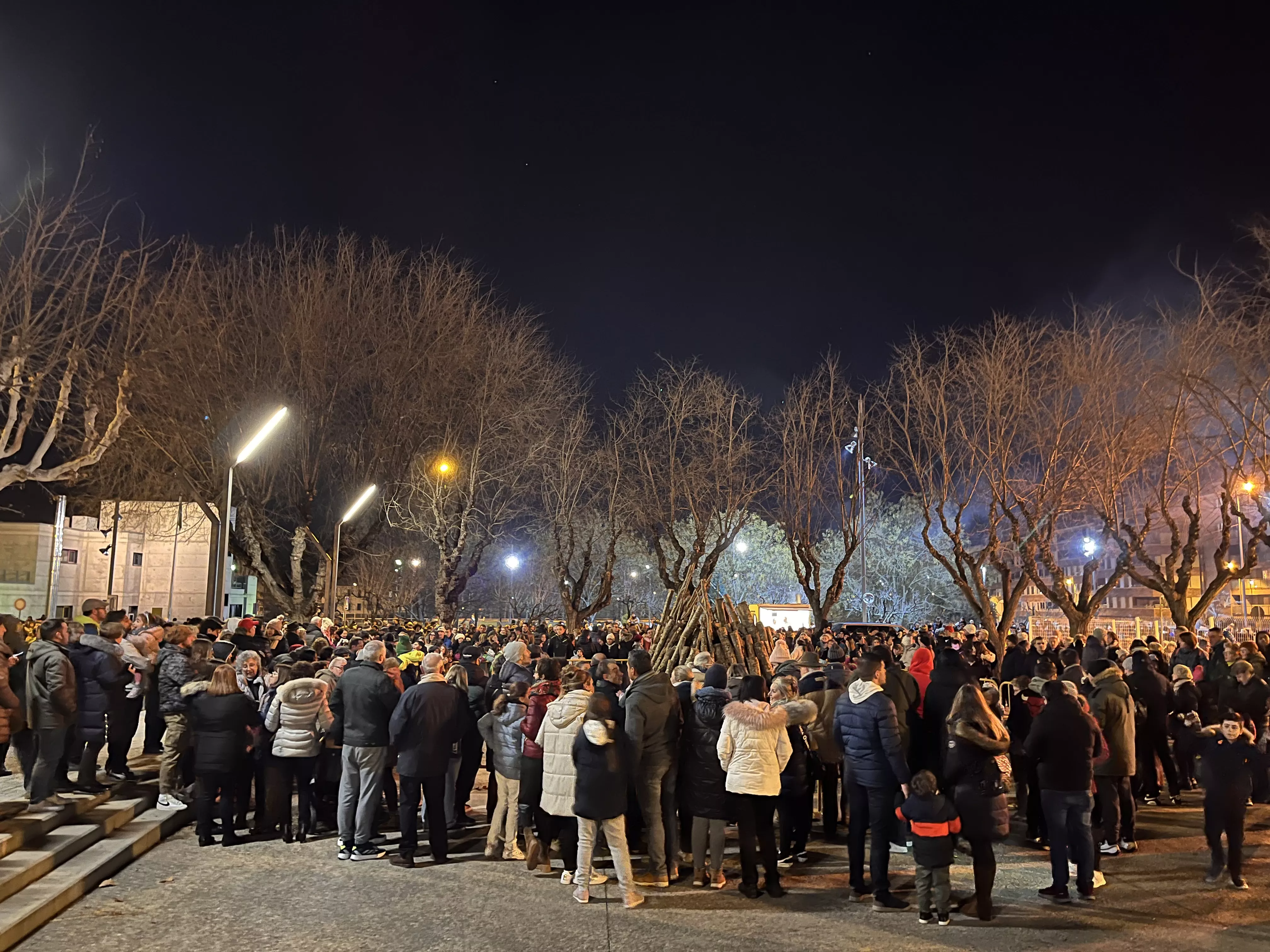 Hoguera de San Vicente en Huesca. Foto Mercedes Manterola