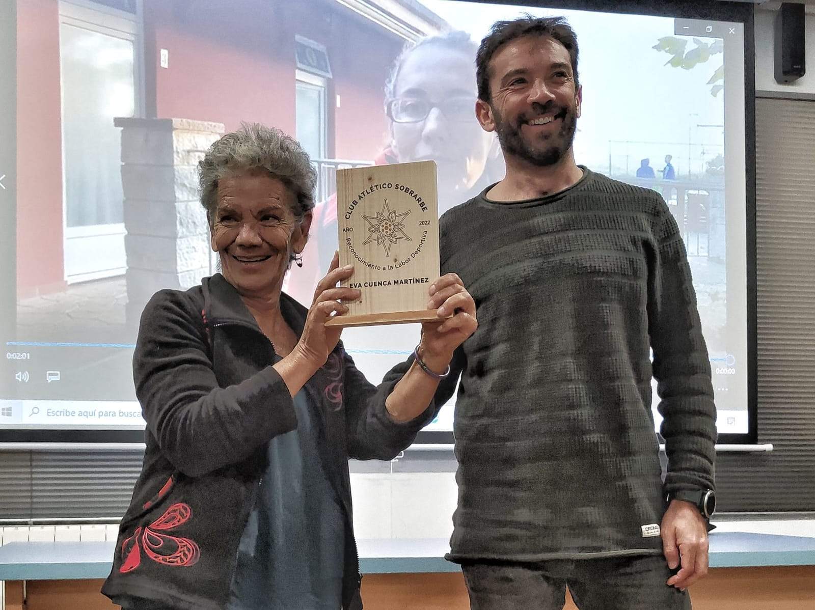 La madre de Eva Cuenca recoge el reconocimiento