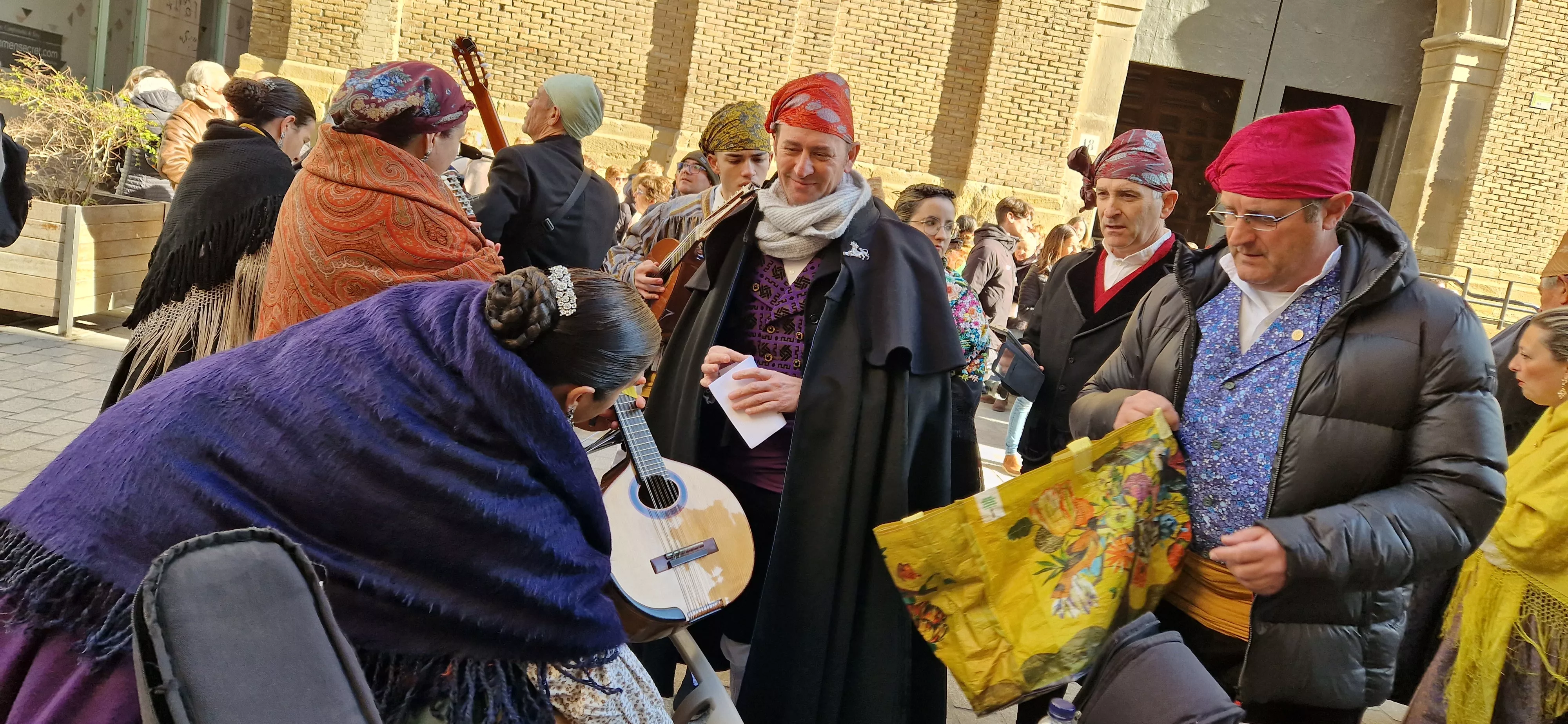 Ronda folclórica de San Vicente 2024. Foto Myriam Martínez 