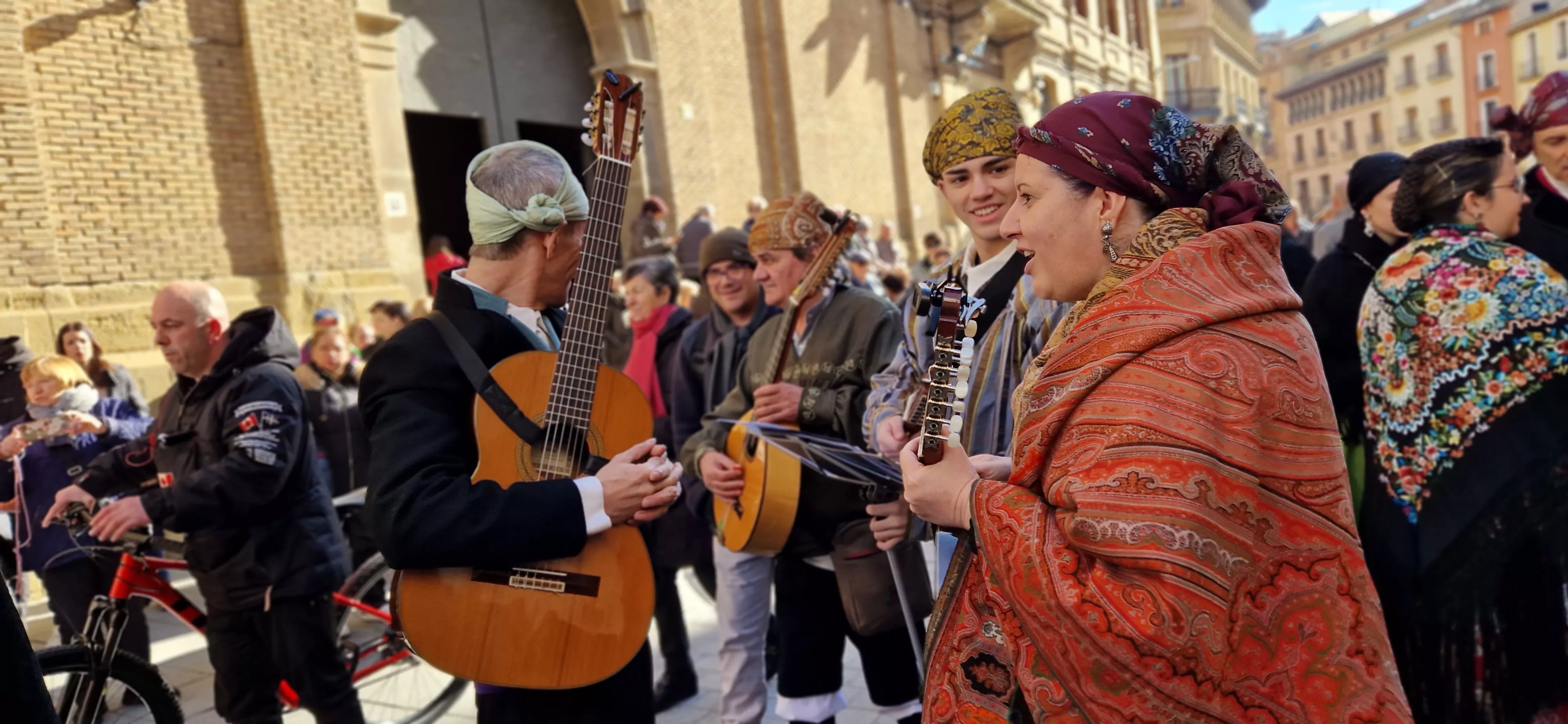 Ronda folclórica de San Vicente 2024. Foto Myriam Martínez 