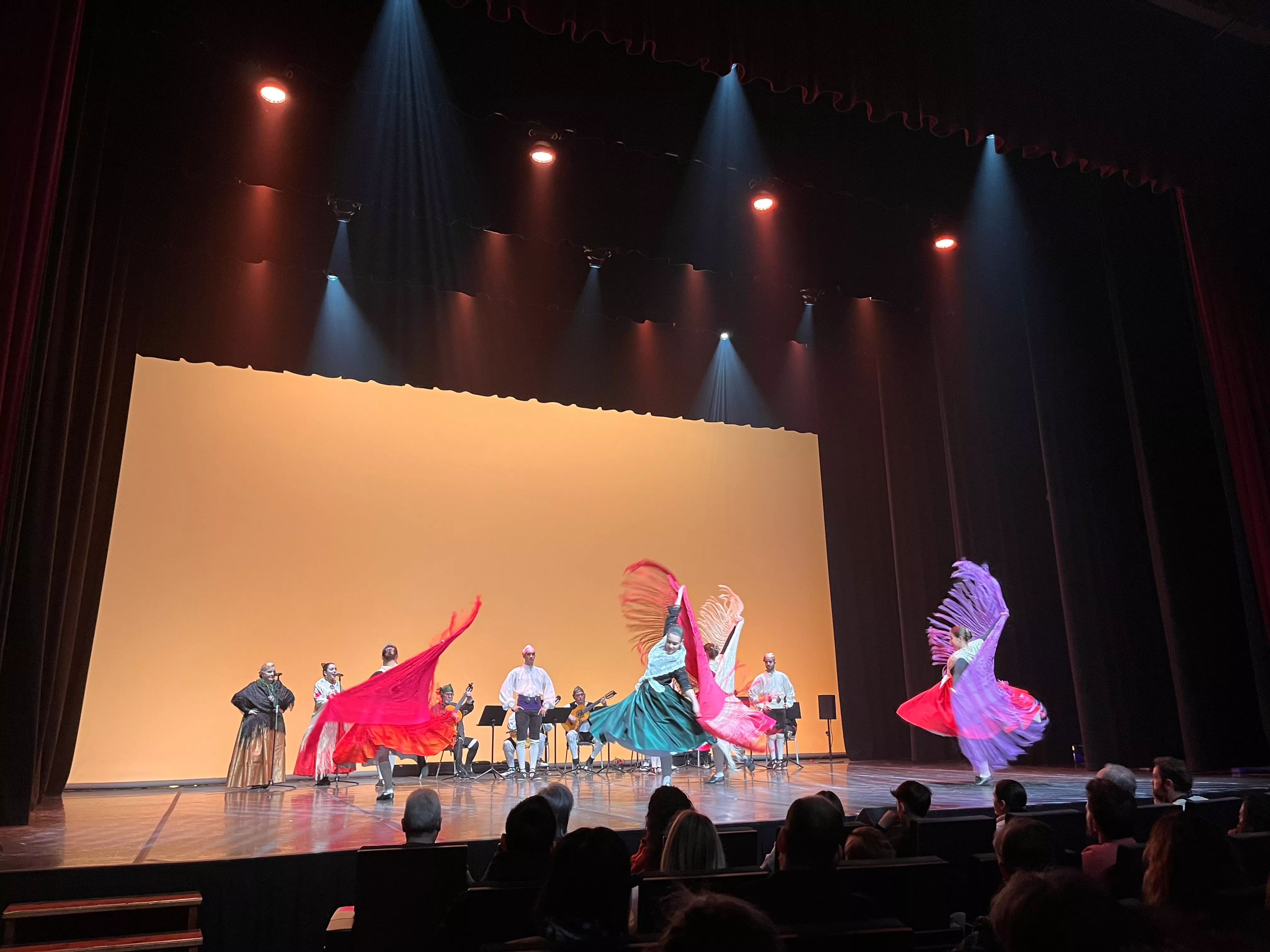  XXX edición de la Muestra de danza y folclore Ciudad de Huesca. Foto Mercedes Manterola