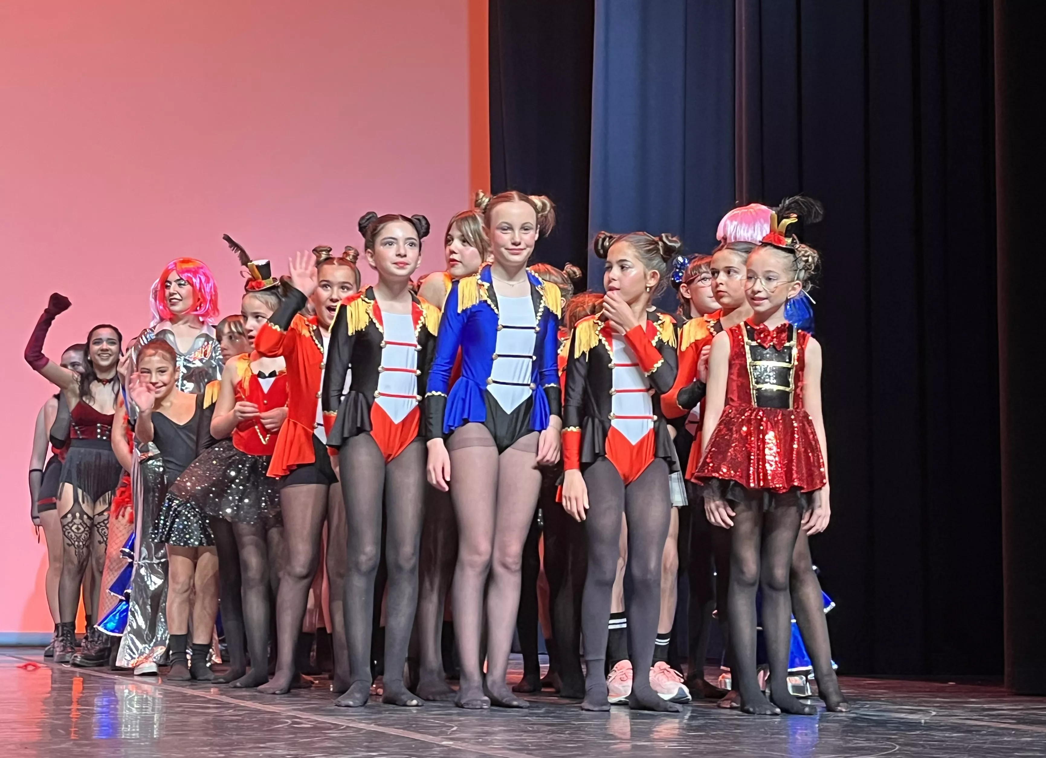  XXX edición de la Muestra de danza y folclore Ciudad de Huesca. Foto Mercedes Manterola