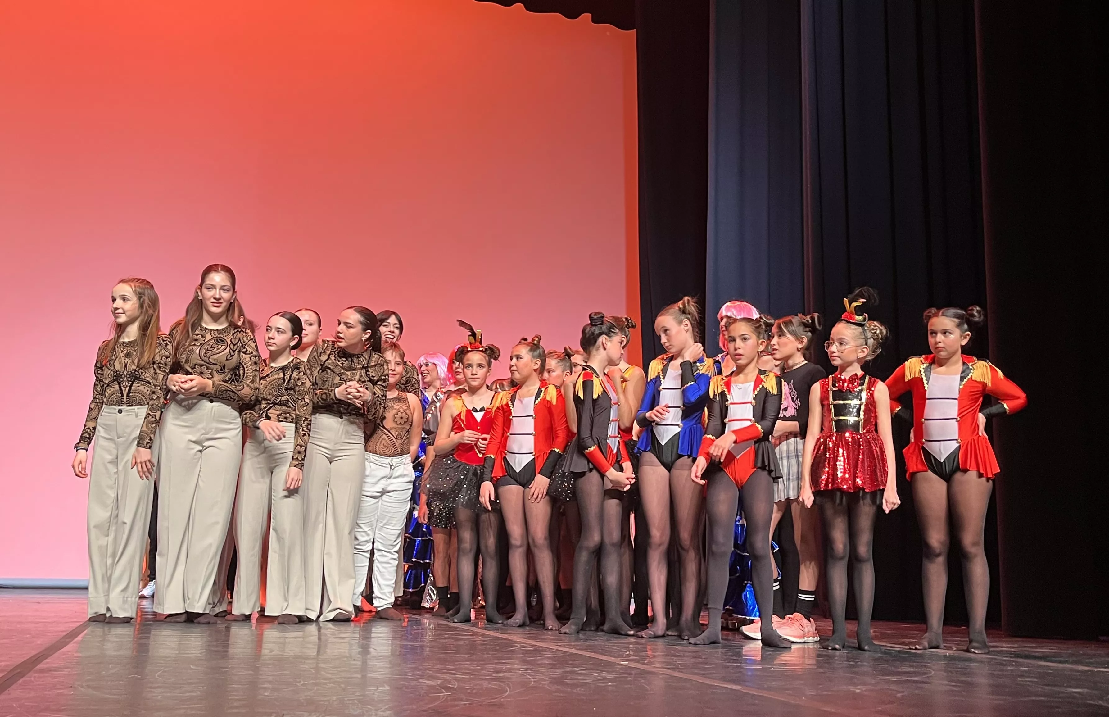  XXX edición de la Muestra de danza y folclore Ciudad de Huesca. Foto Mercedes Manterola