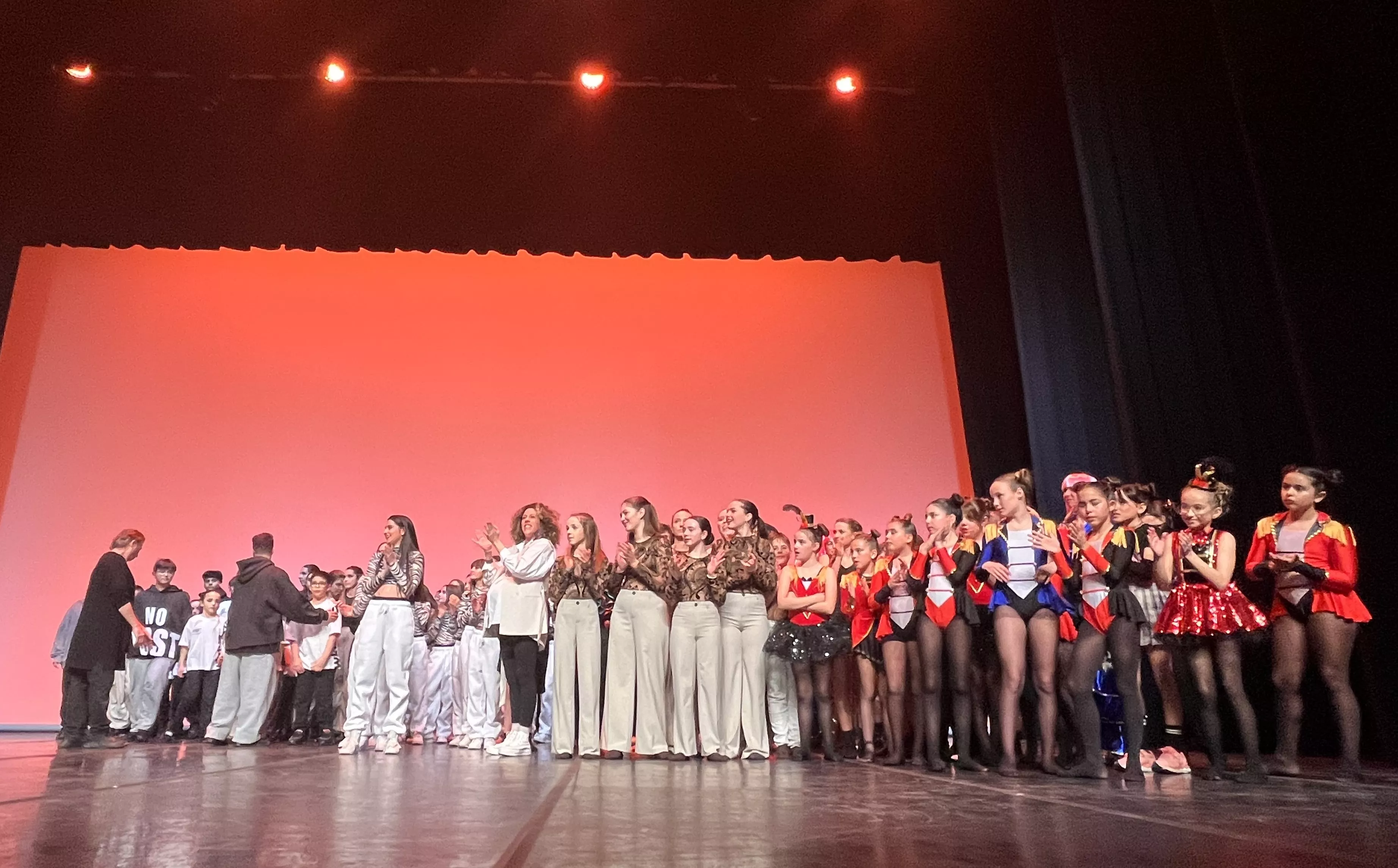  XXX edición de la Muestra de danza y folclore Ciudad de Huesca. Foto Mercedes Manterola