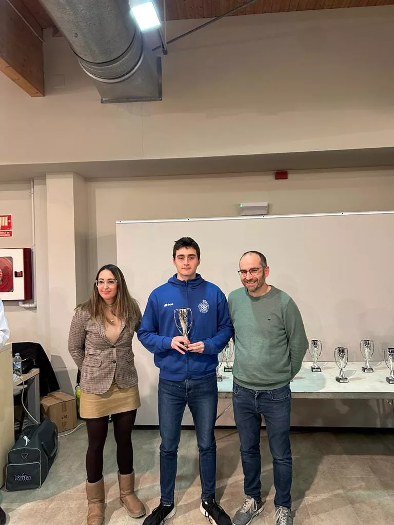 José Escartín, campeón provincial individual y por equipos con el Jaque Aramóvil