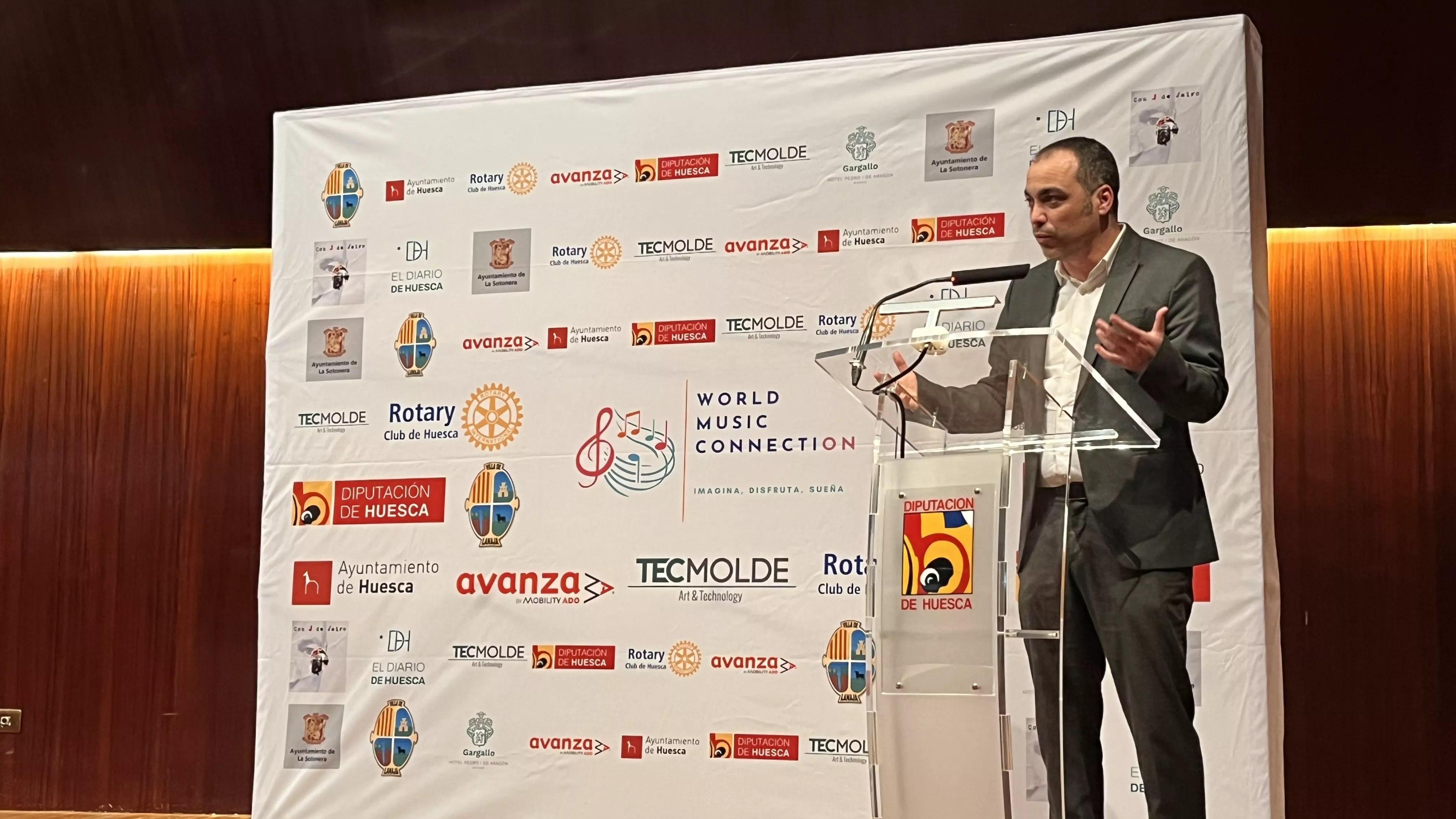 Carlos Sampériz durante su intervención. Foto Mercedes Manterola