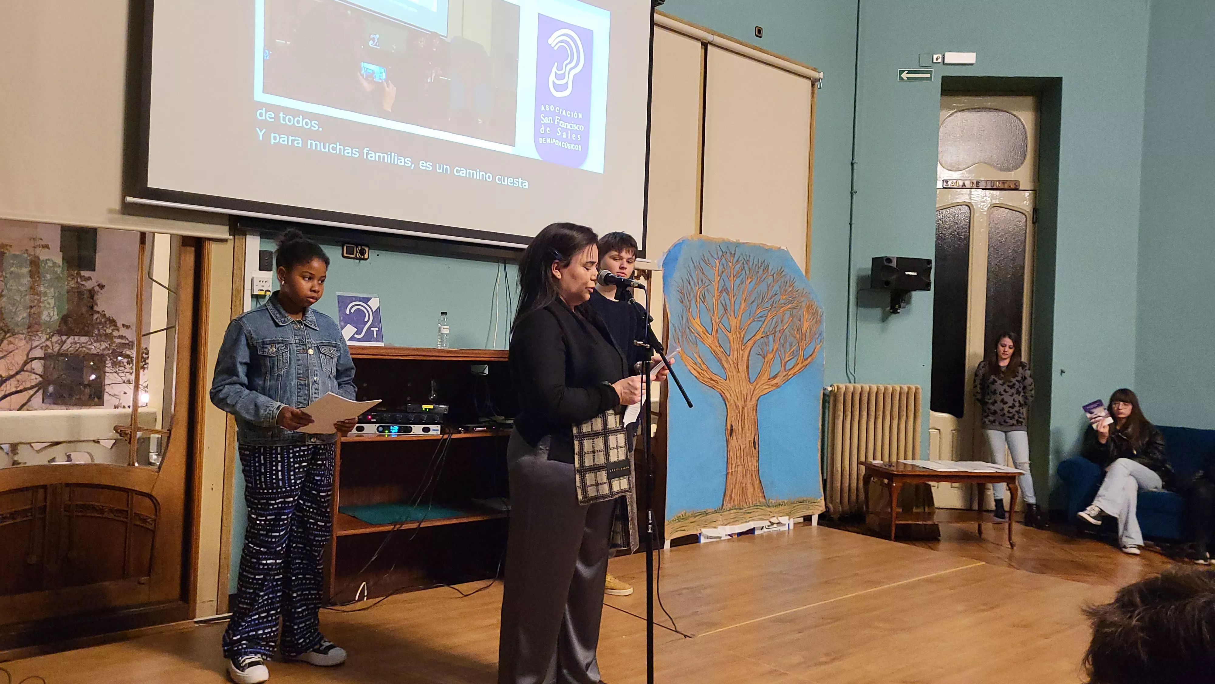 Sonia Zamora, presidenta de la Asociación San Francisco de Sales de Hipoacúsicos. Foto Mercedes Manterola