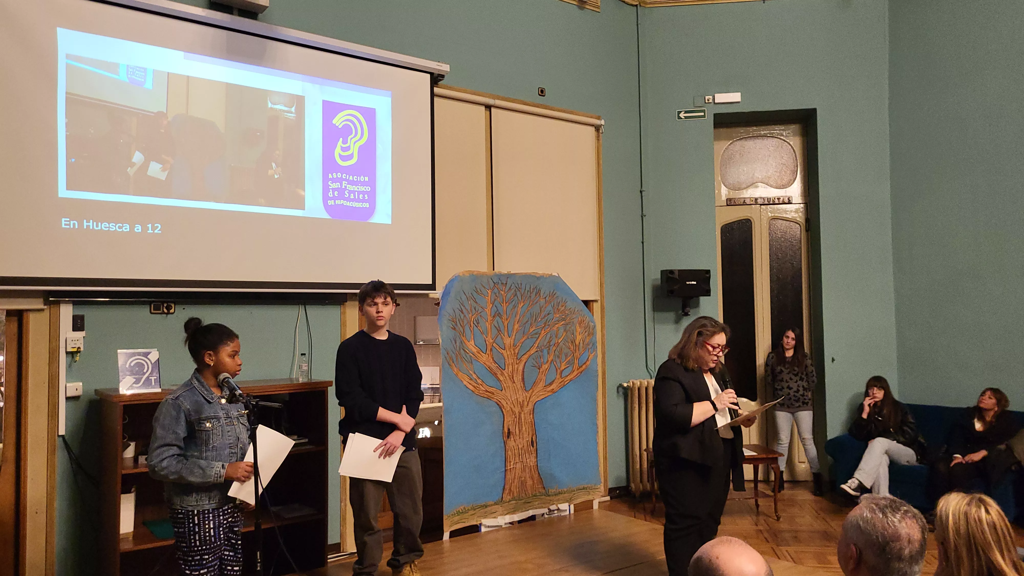 Mº Ángeles López, directora gerente de la Asociación San Francisco de Sales de Hipoacúsicos. Foto Mercedes Manterola