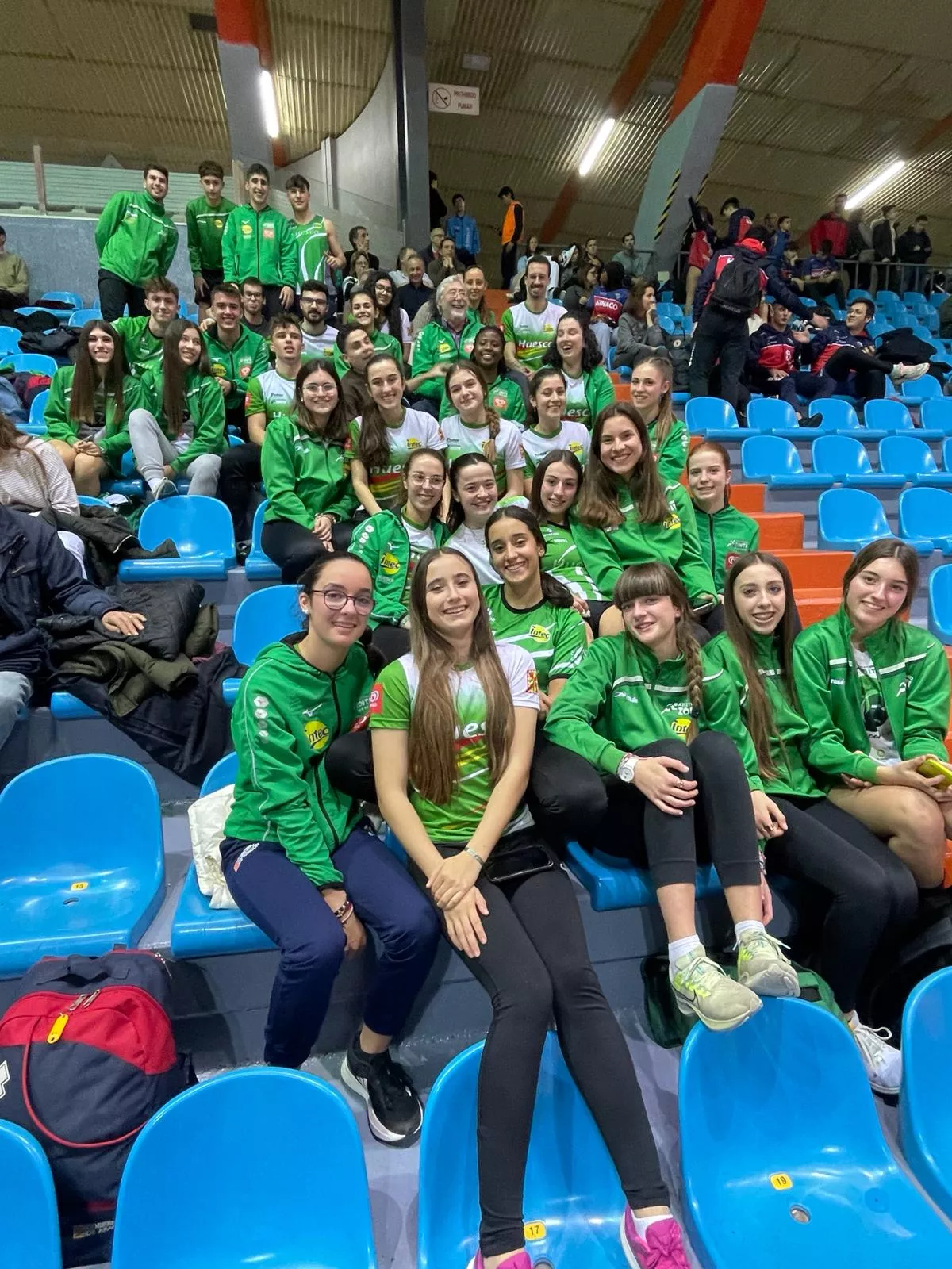 Los dos equipos de Intec Zoiti