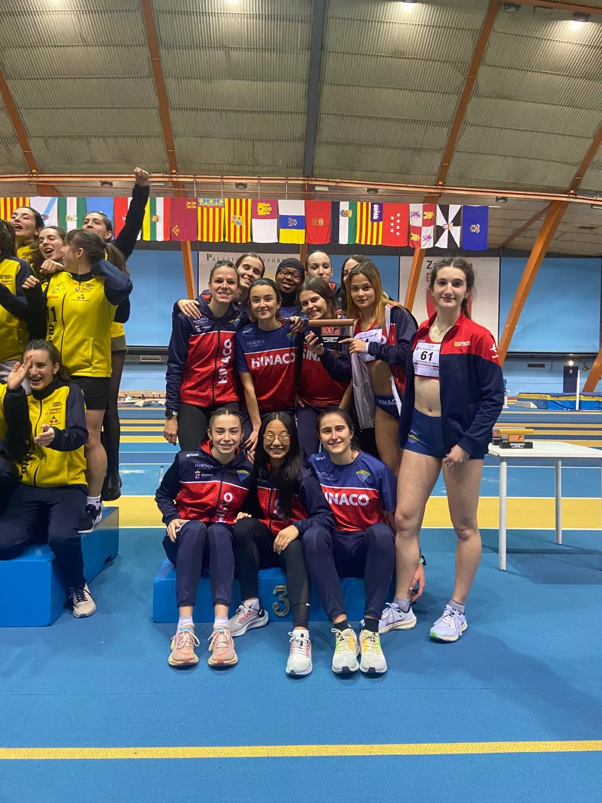 Hinaco Monzón femenino